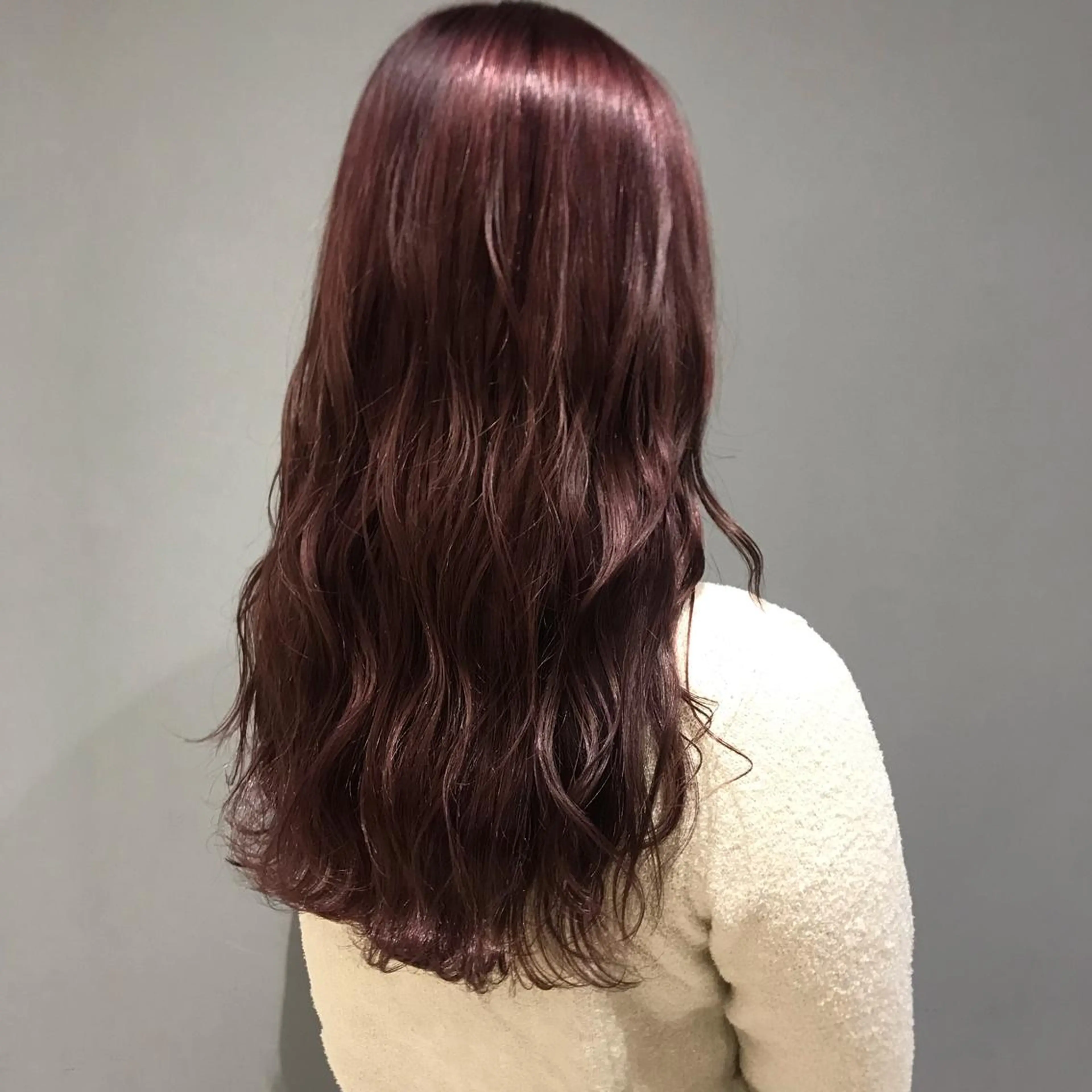 ロング カラー ブリーチ ピンクカラー 茂木 結希のヘアスタイル