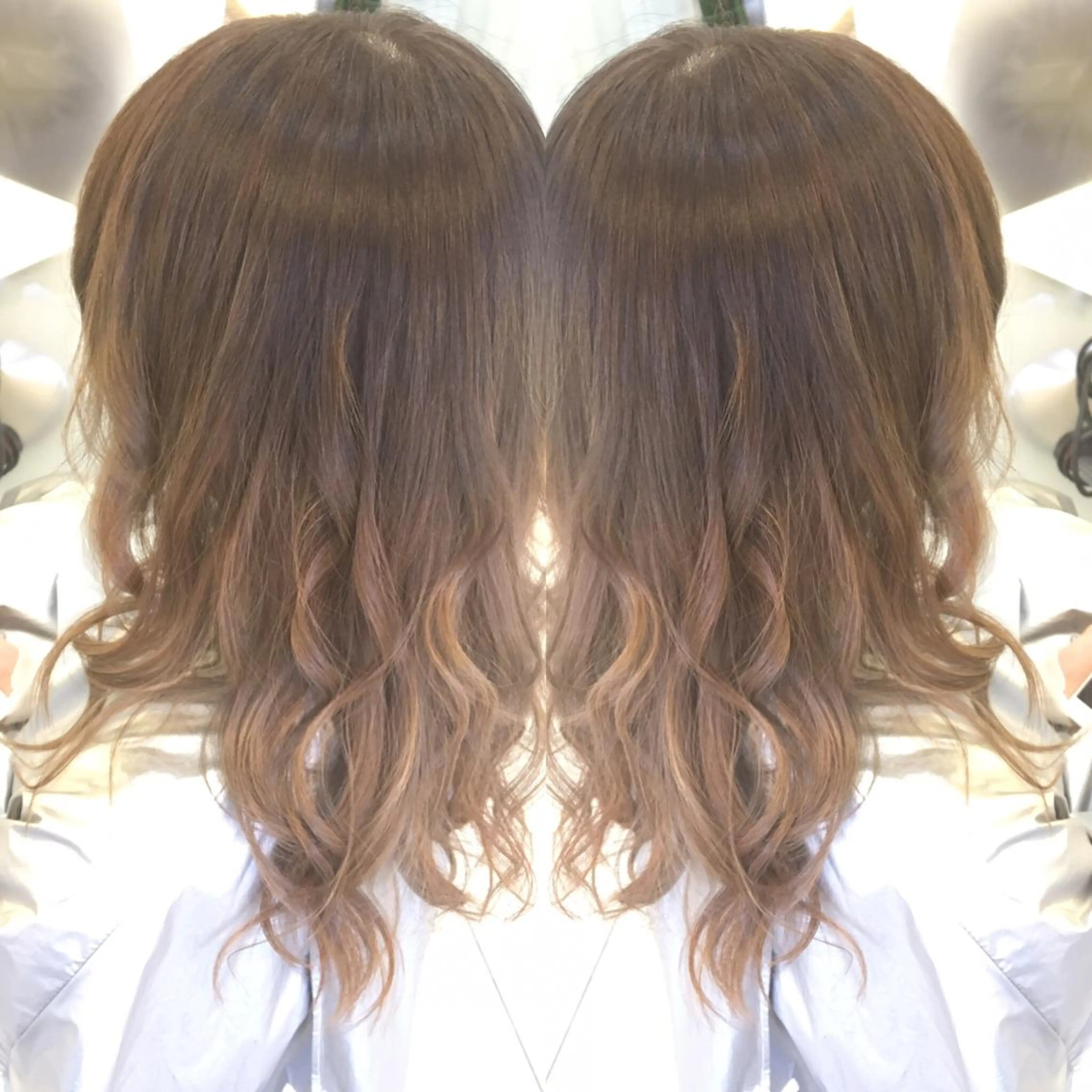 ロング カラー ベージュカラー ブリーチ インナーカラー 広がり毛特化 頭身浴/ 中田のヘアスタイル