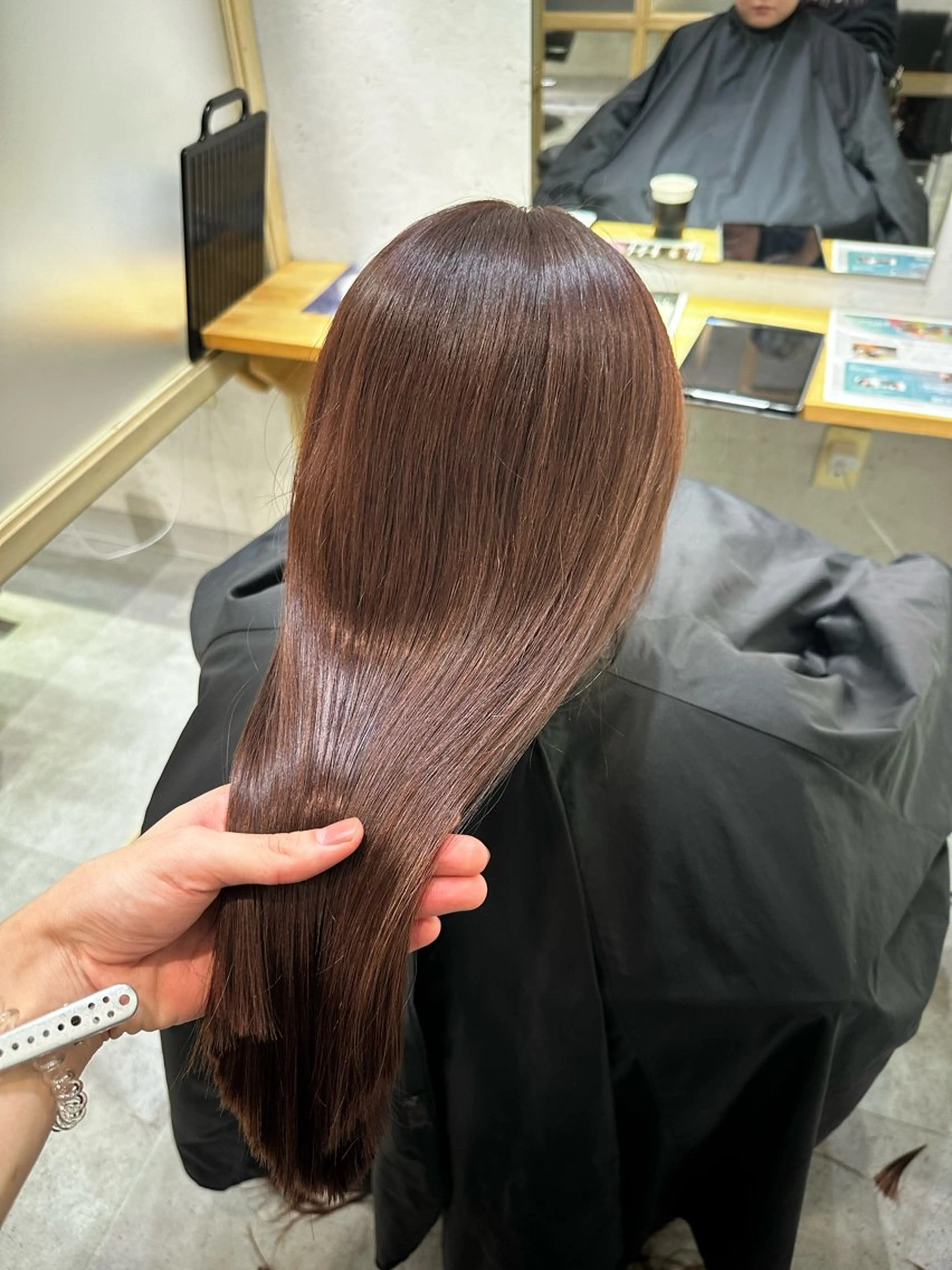 ロング カラー ブラウンカラー チョコレートブラウン JOS所属・上野髪質改善/グラデ ーション✂︎touiのヘアスタイル
