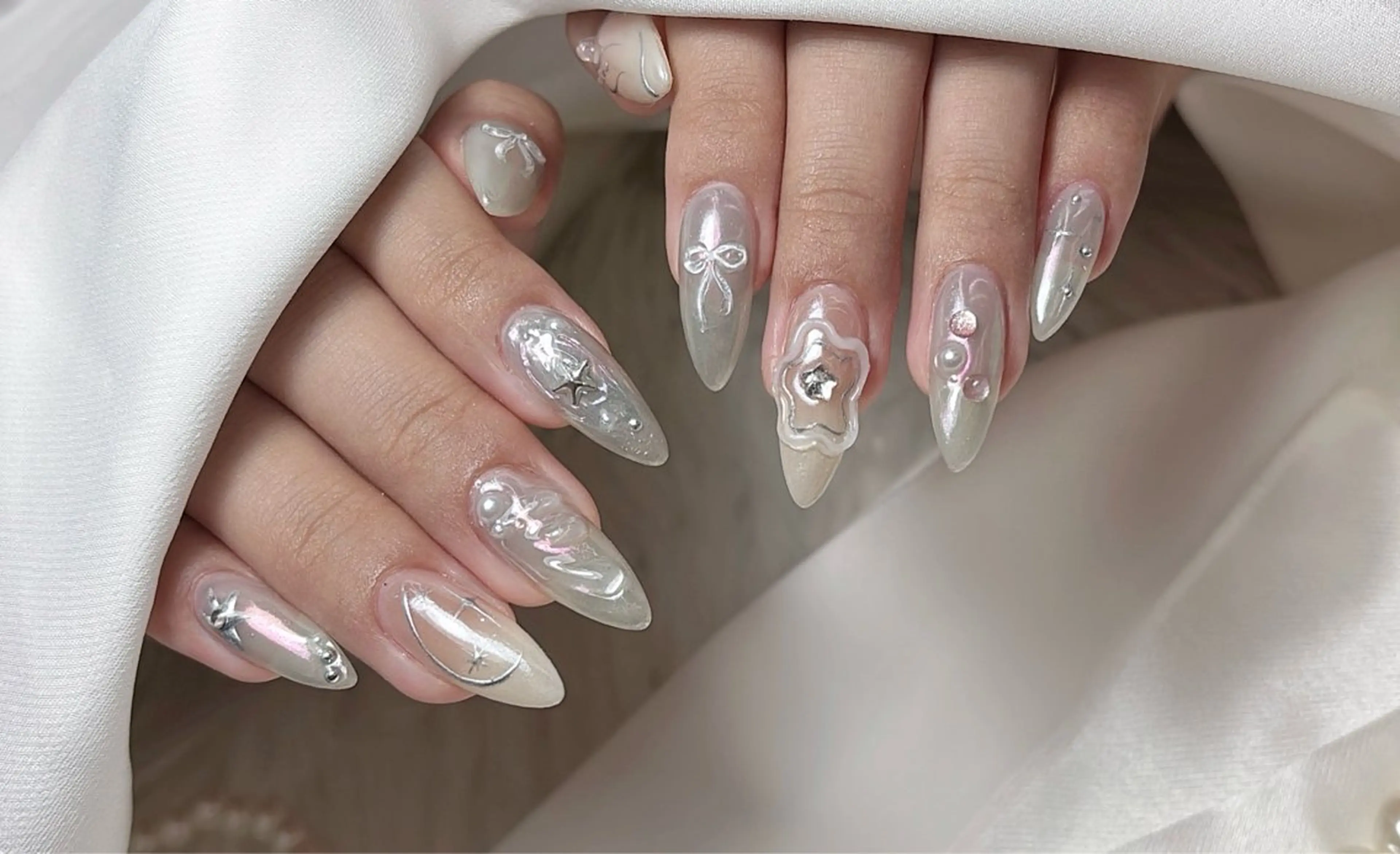 ネイル ハンドネイル Nhit Nailsのネイルデザイン