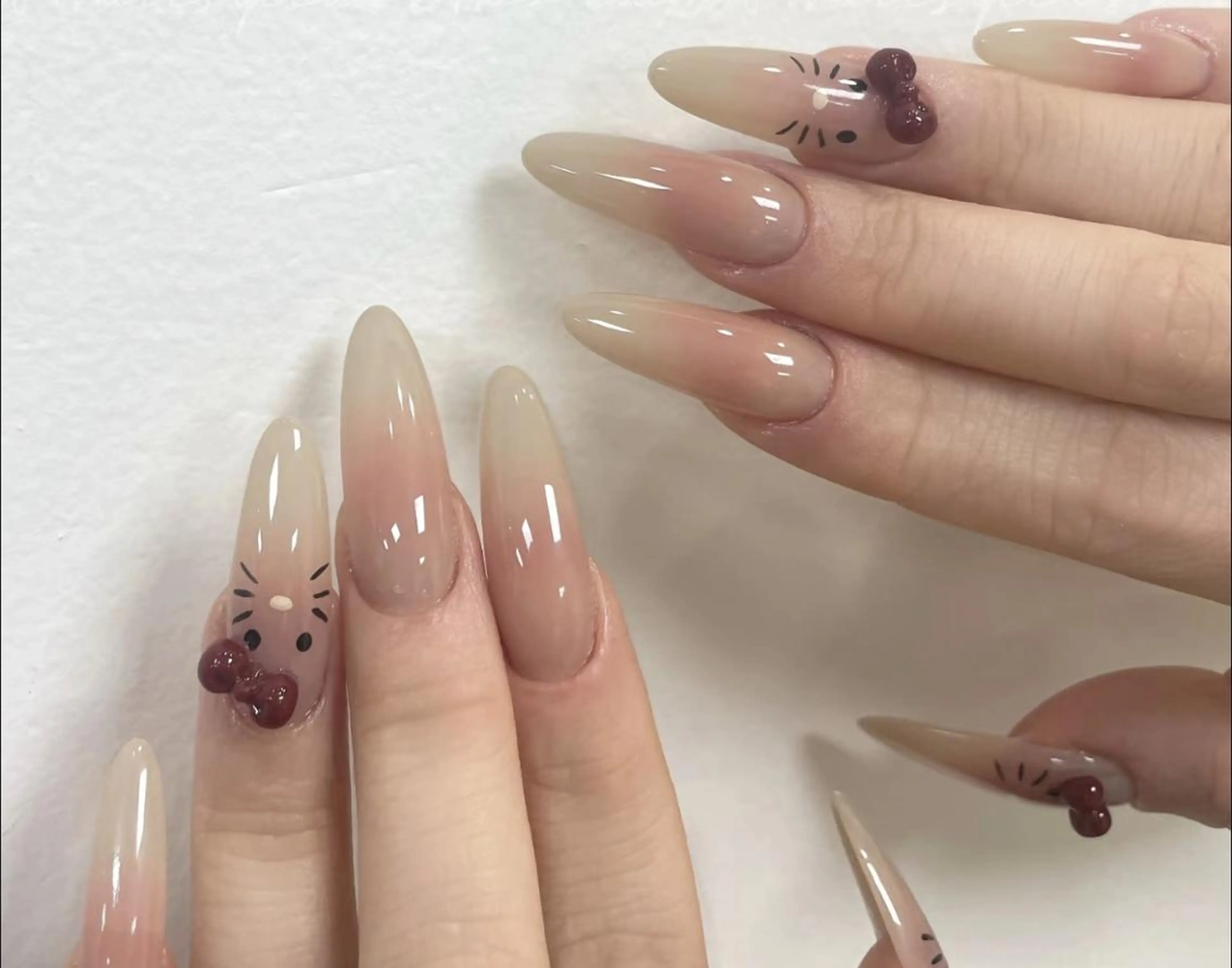 ネイル ハンドネイル 🍑 momo_nailのネイルデザイン