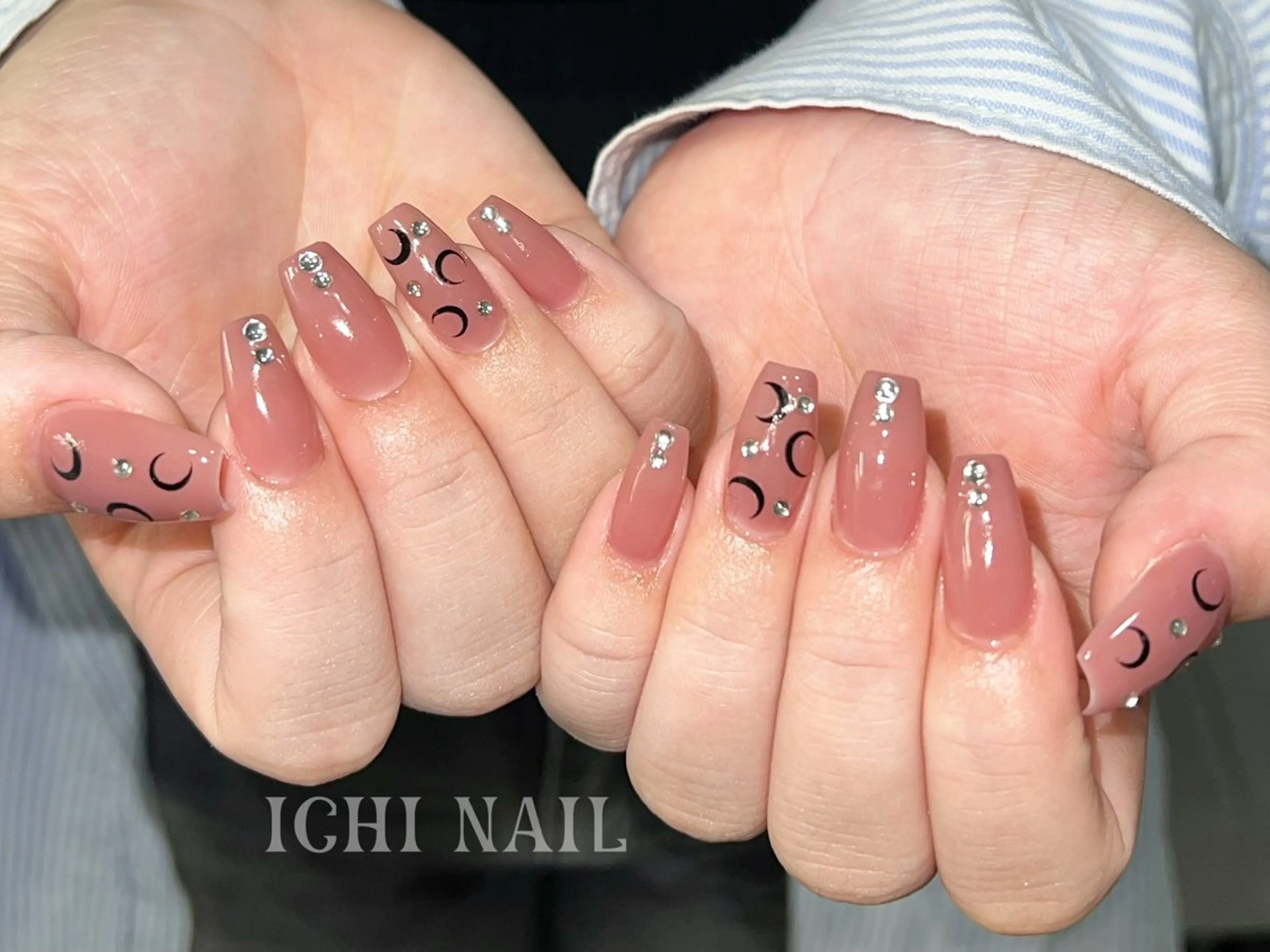 ネイル ハンドネイル 🧚🏻‍♀️ NOHA🎀のネイルデザイン