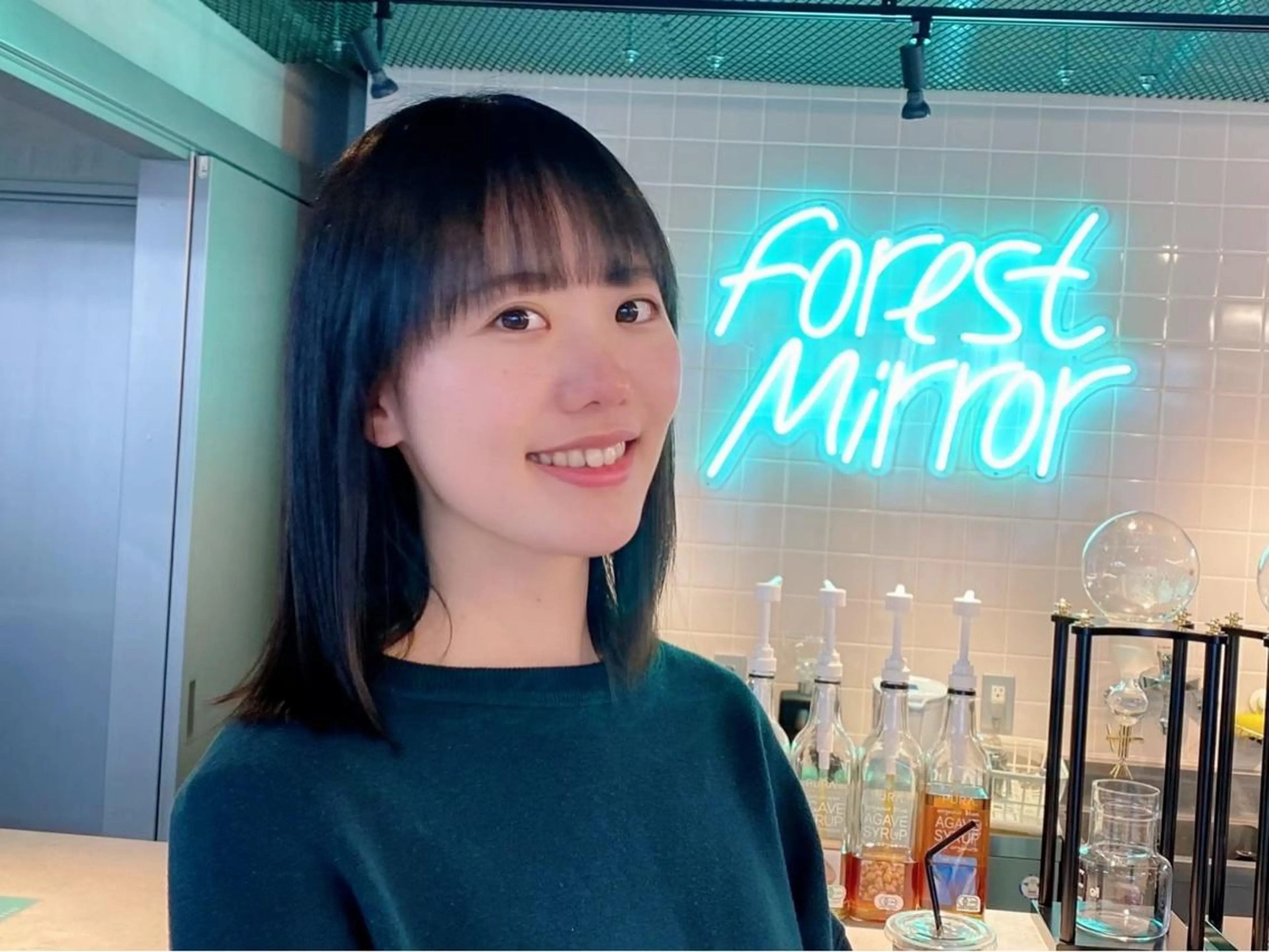 ミディアム アッシュ ボブ くびれヘア ハイライト レイヤーカット アンリ【Henri】所属・原宿アンリ 山下卓也のヘアスタイル