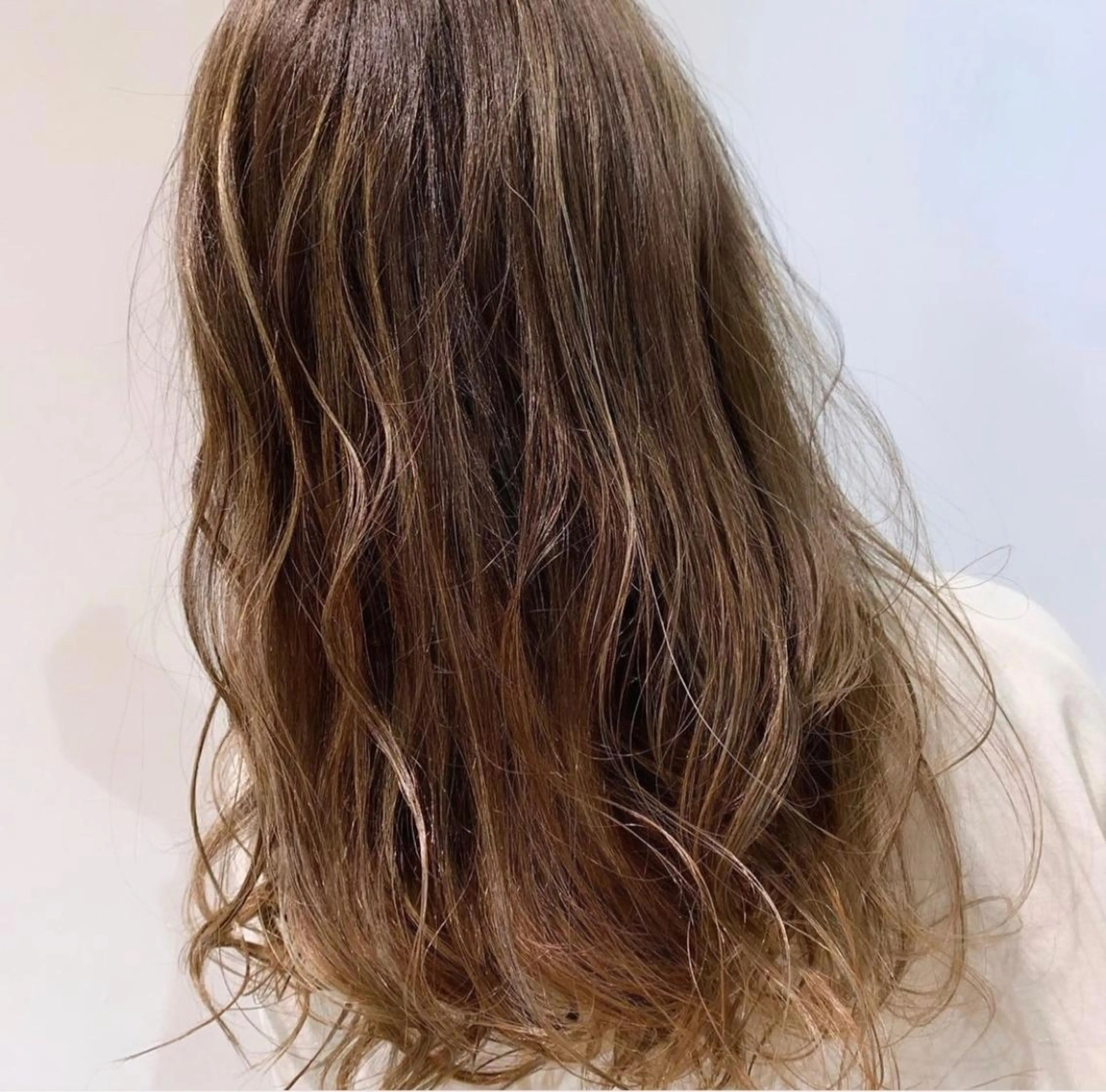 ロング カラー ヘアアレンジ ハイライトカラー ハイライト 和田 琉々香のヘアスタイル