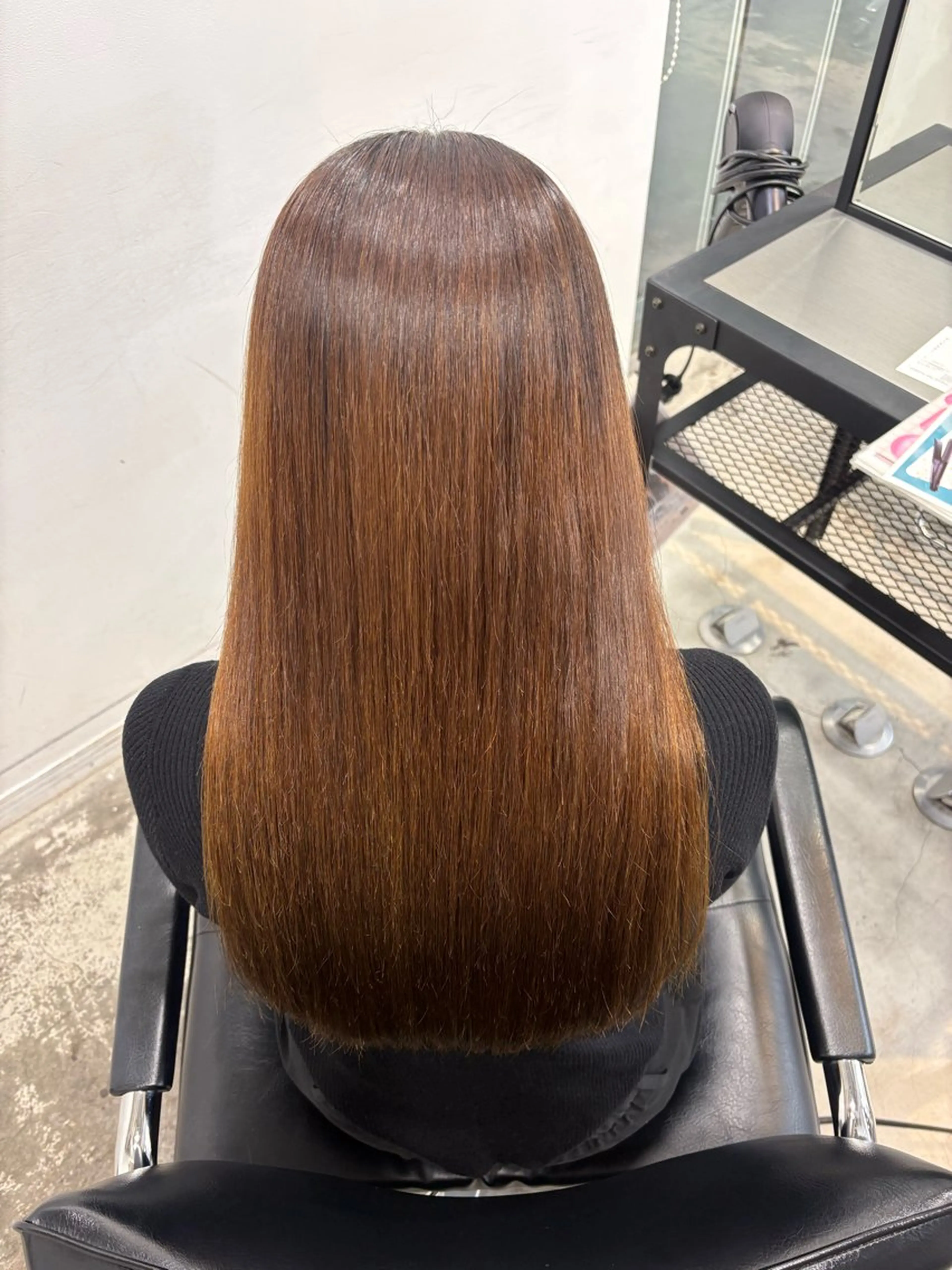 セミロング カラー ヘアカラー トリートメント ハイトーン×デザイン 🪽🫧HIKARIのヘアスタイル