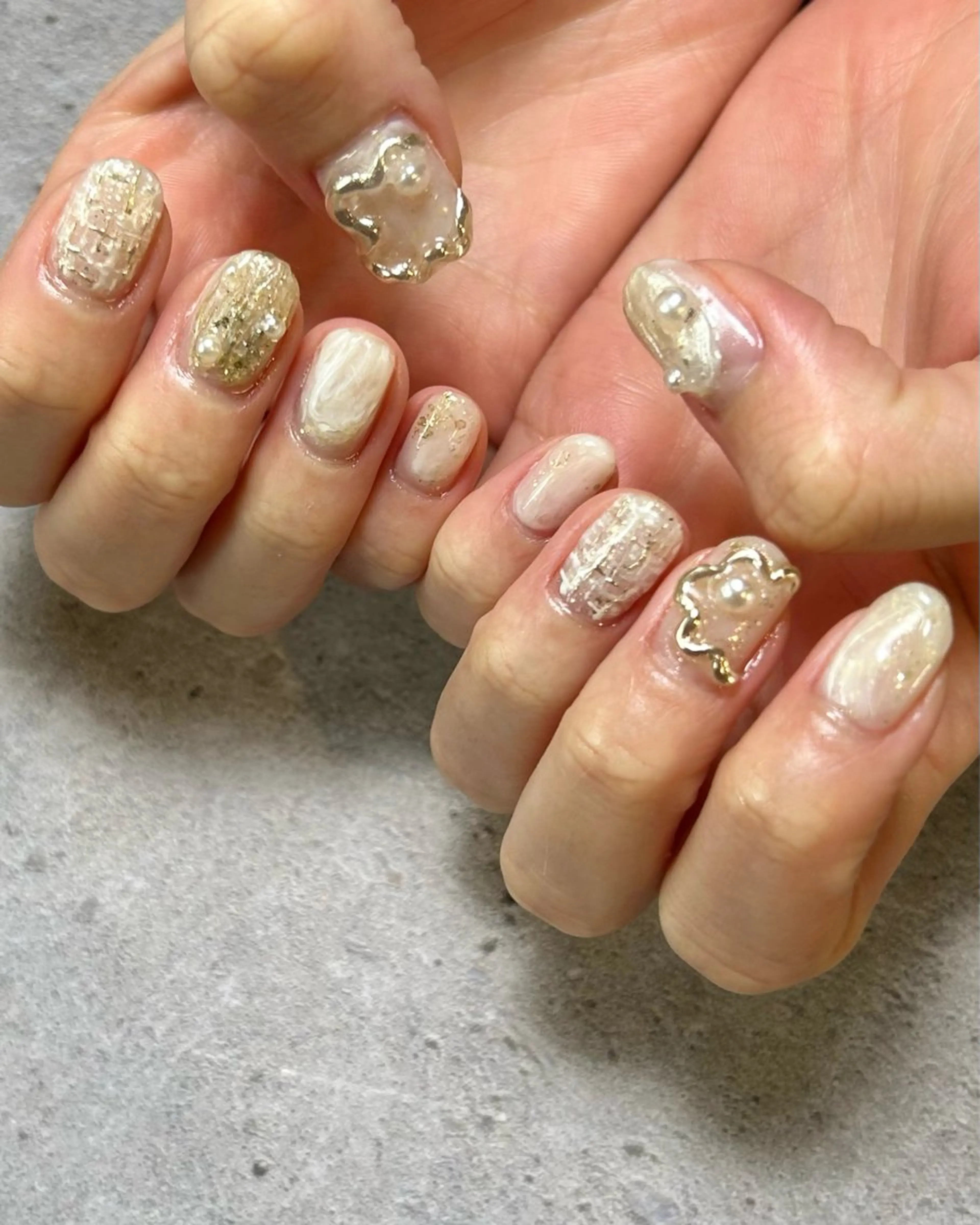 ネイル ゴールド 持ち込み ハンドネイル Reflection marikoのネイルデザイン