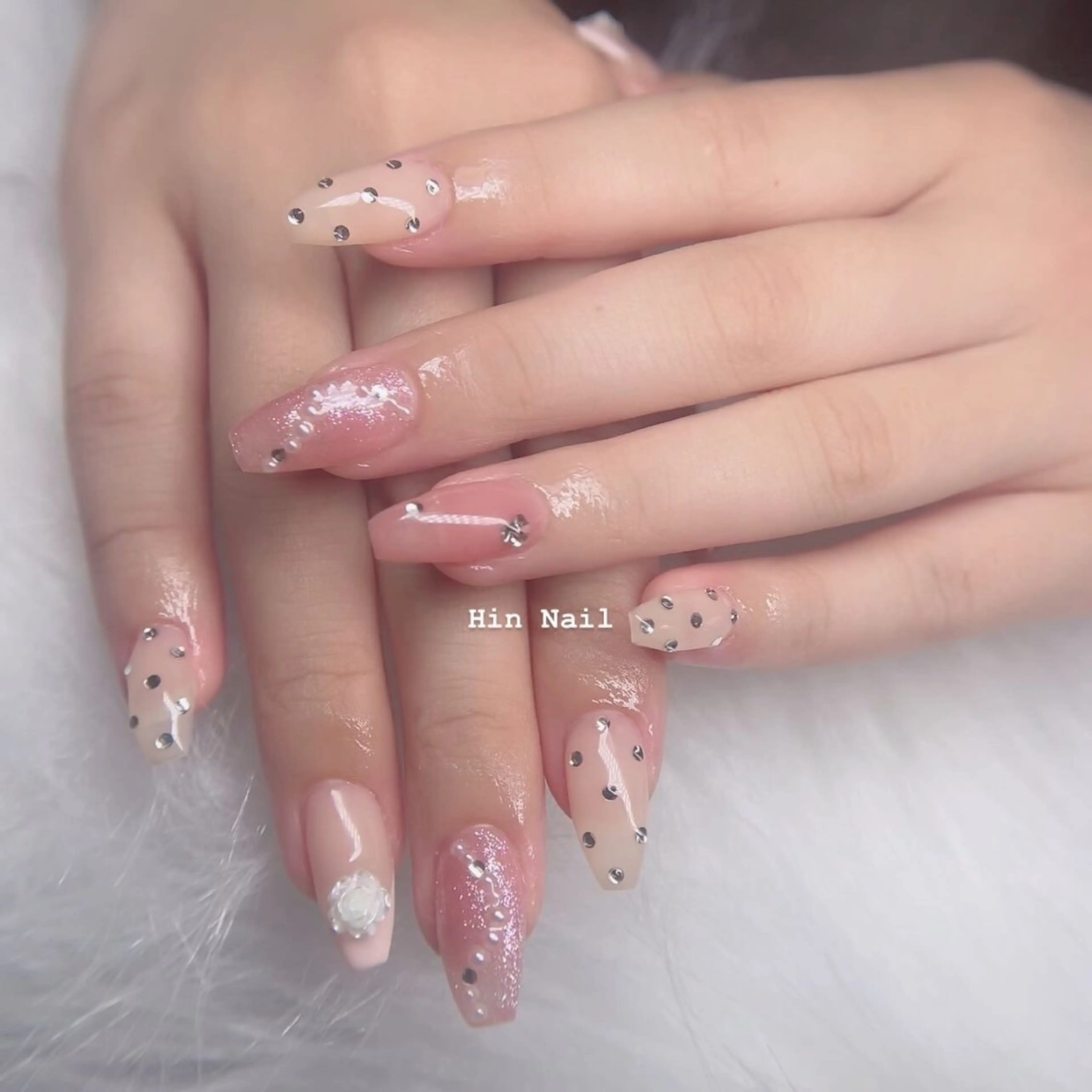 ネイル ハンドネイル Hin  Nail所属・Hin Nail Salonのネイルデザイン