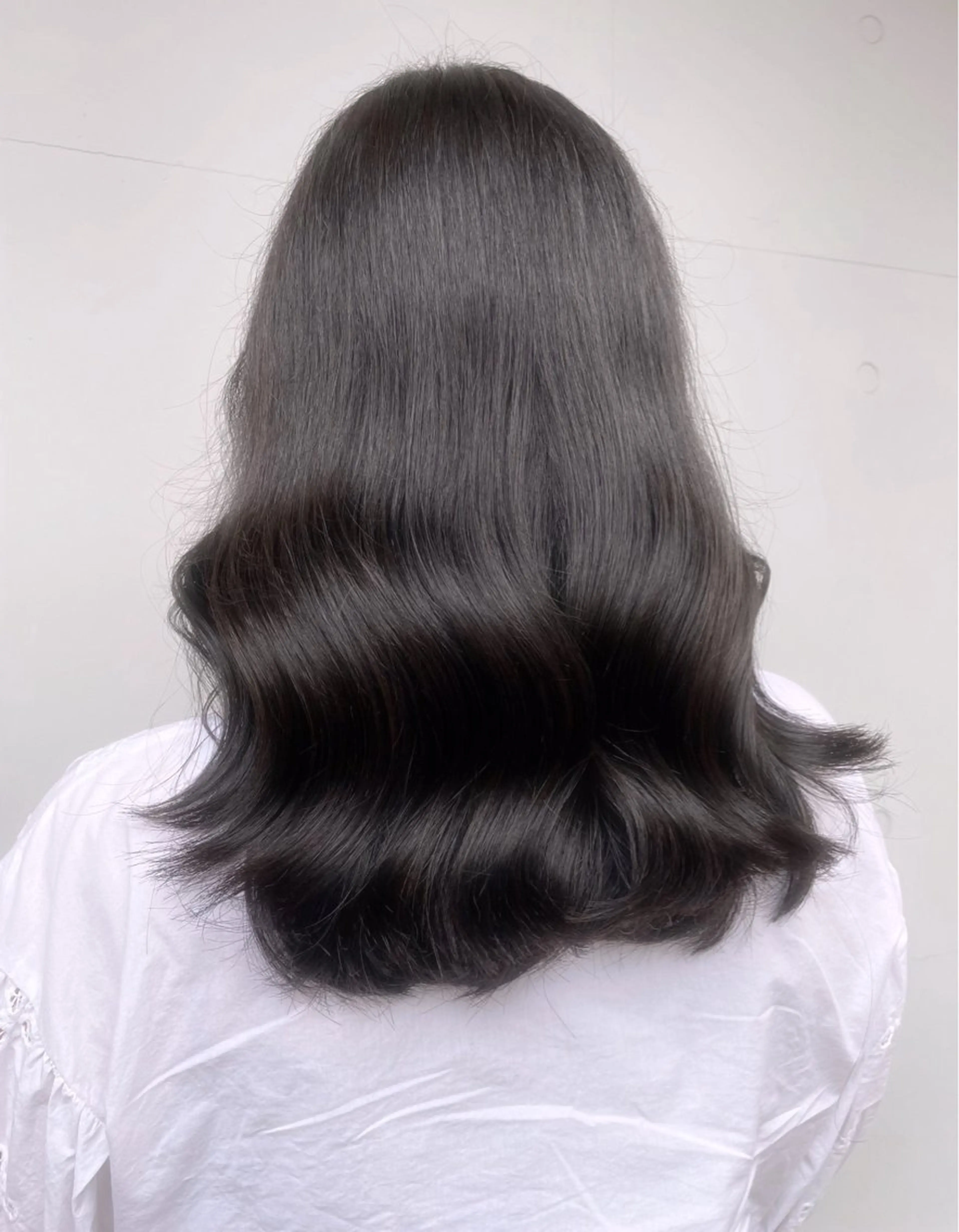 セミロング カラー アディクシーカラー ベージュカラー 黒髪 ブリーチ ブルーカラー ヘアカラー トリートメント 藤澤 夏実/インナーカラーのヘアスタイル