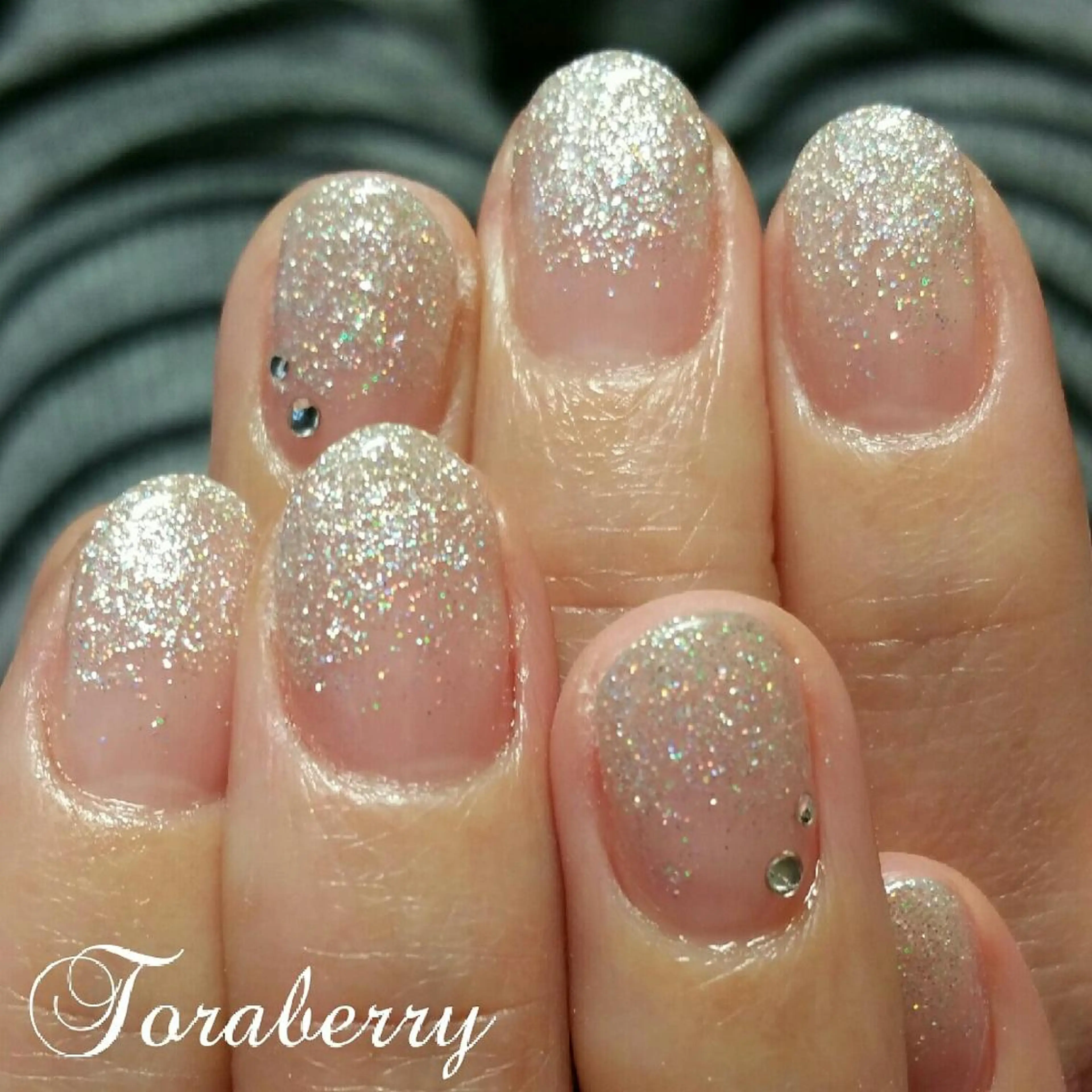 ネイル グラデーション ラメ(グリッター) ラメグラデーション ネイリスト なつみのネイルデザイン