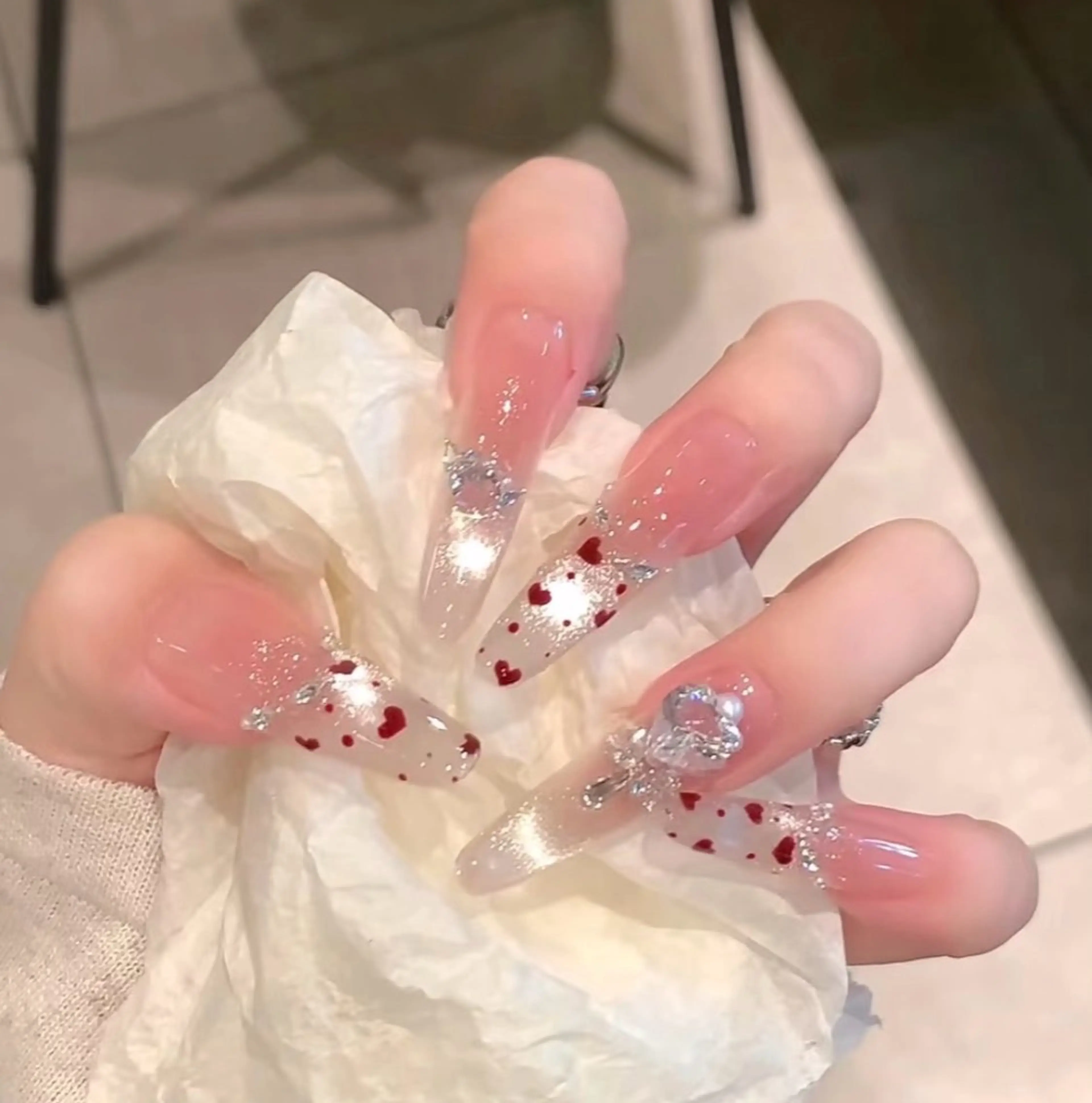 ネイル ハンドネイル ☁️Yun nail KiKi☁️のネイルデザイン