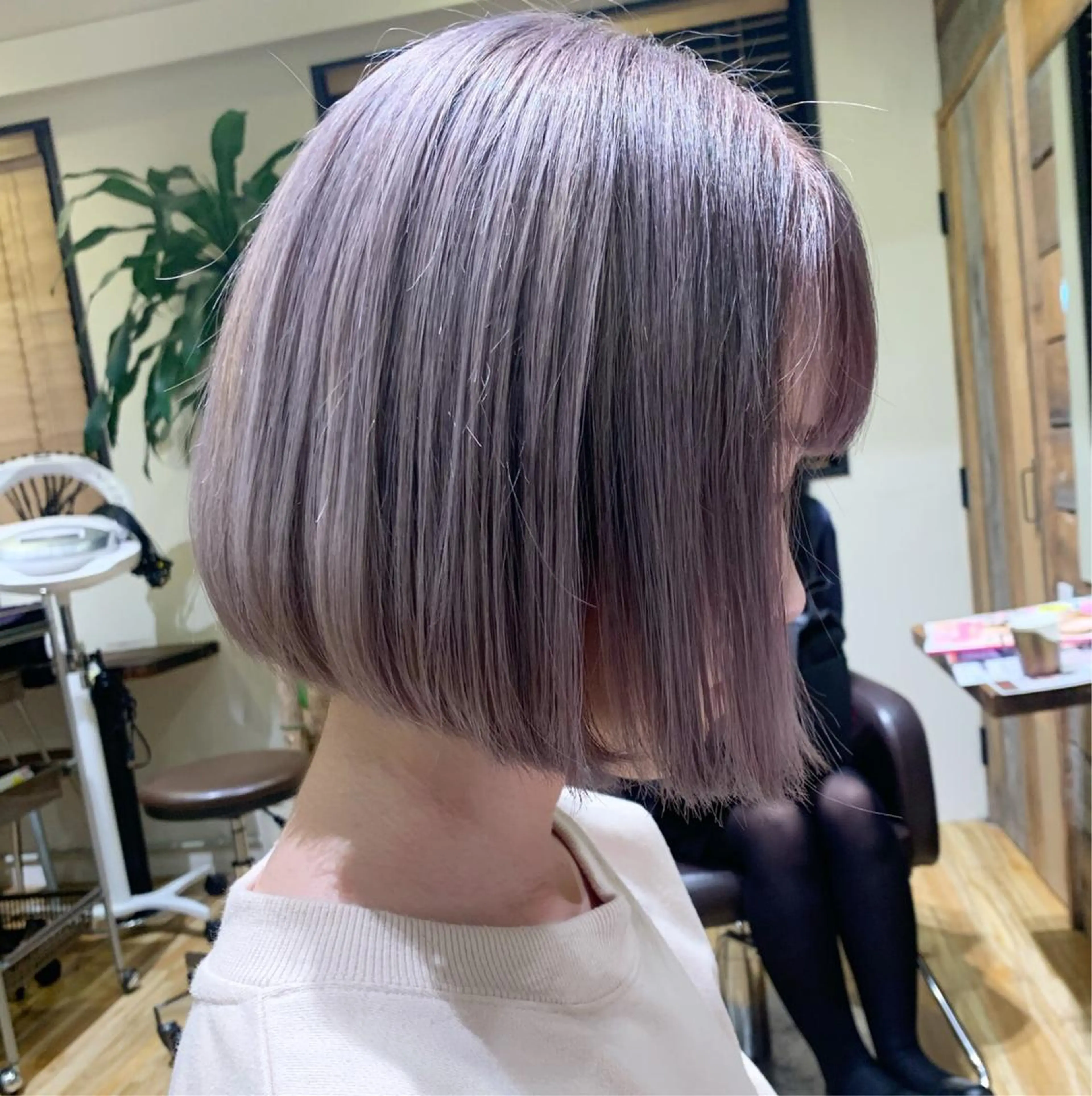 ショート カラー ヘアカラー トリートメント 宮本 円のヘアスタイル