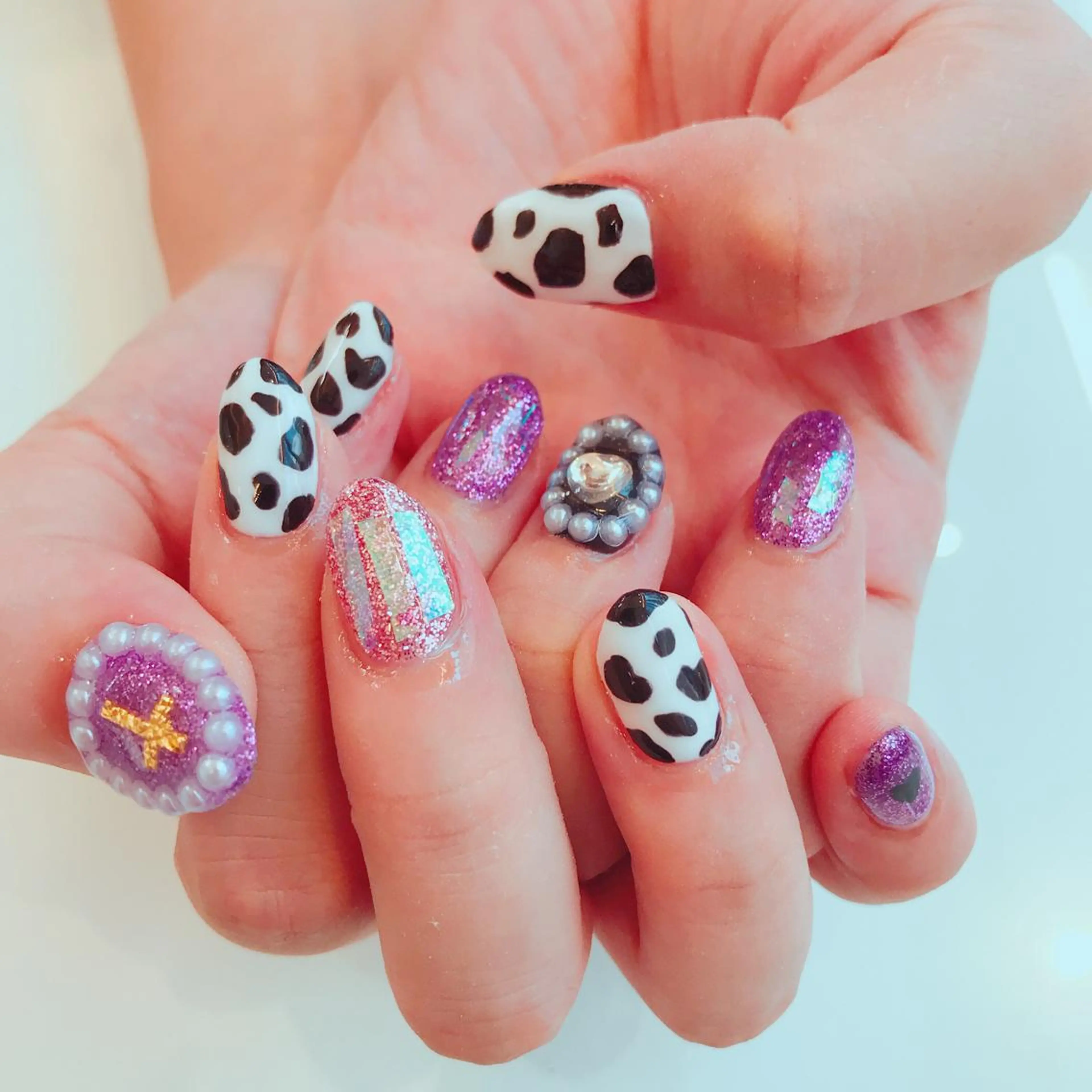 ネイル 韓国風✨髪質改善✨ 縮毛矯正✨松浦知奈美のヘアスタイル