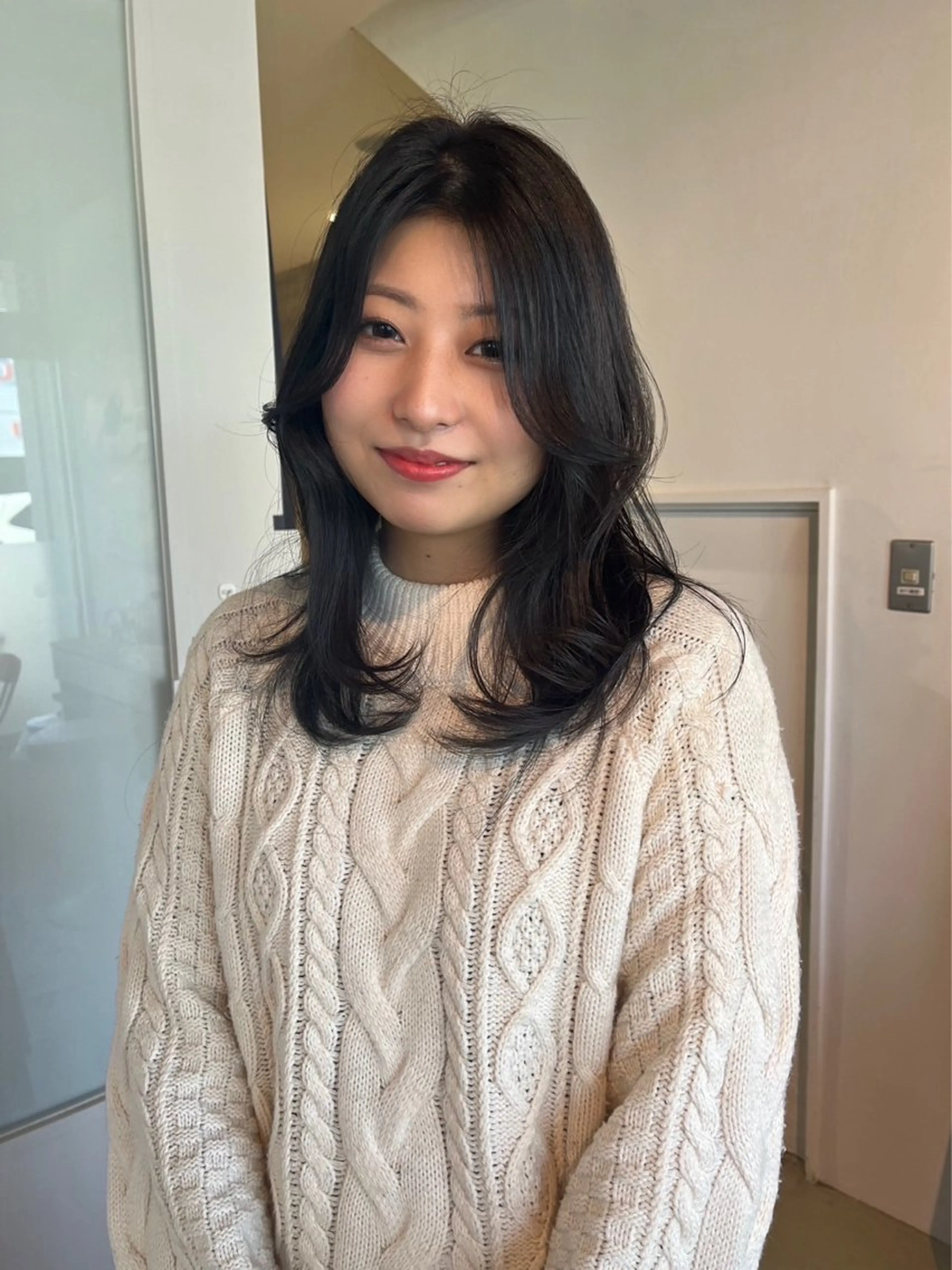 セミロング カラー 透明感カラー 暖色shihoのヘアスタイル