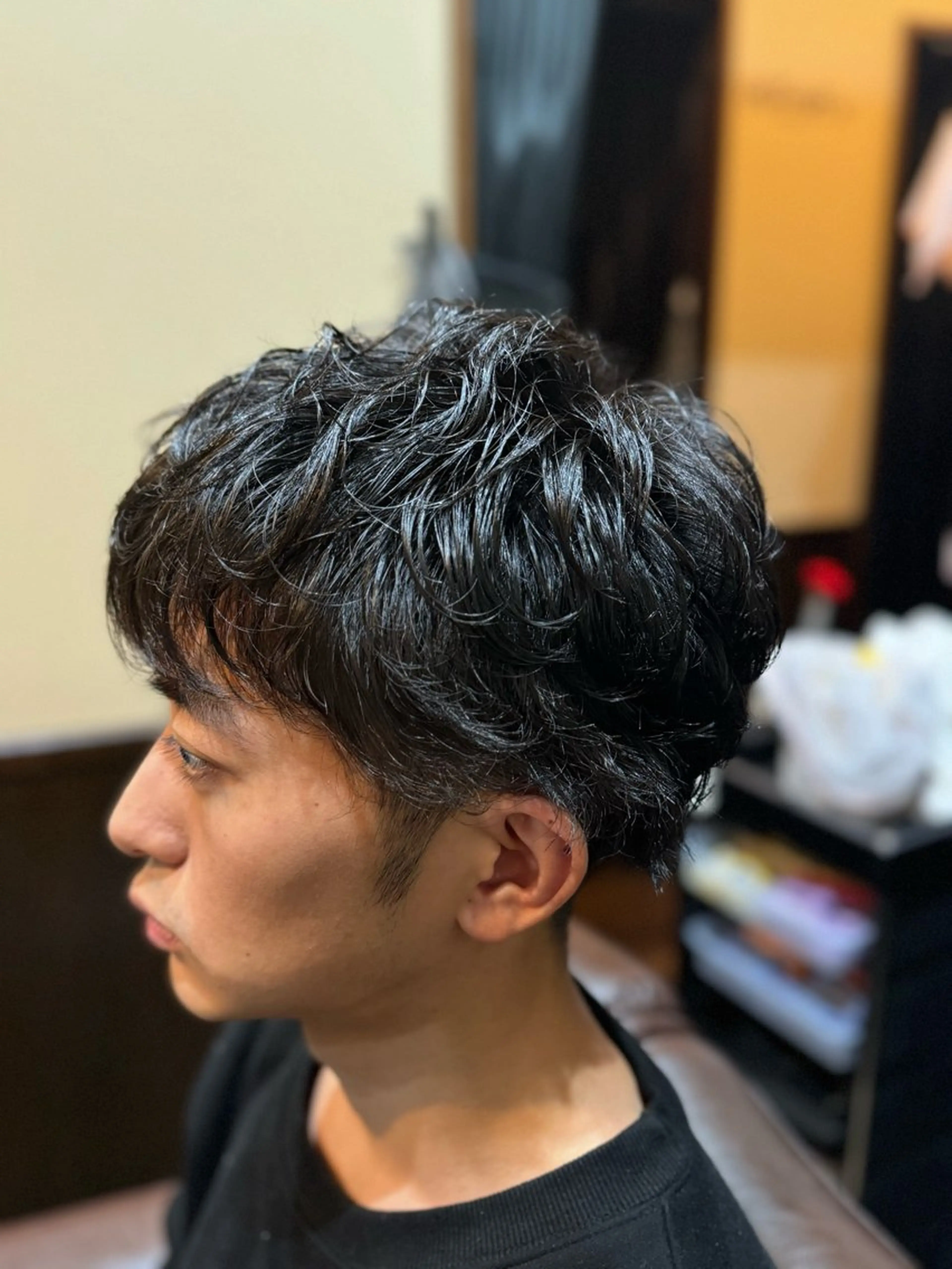 ミディアム パーマ ミディアムパーマ ヒロ銀座バーバーショップ名古屋本店所属・小島 優奈のヘアスタイル