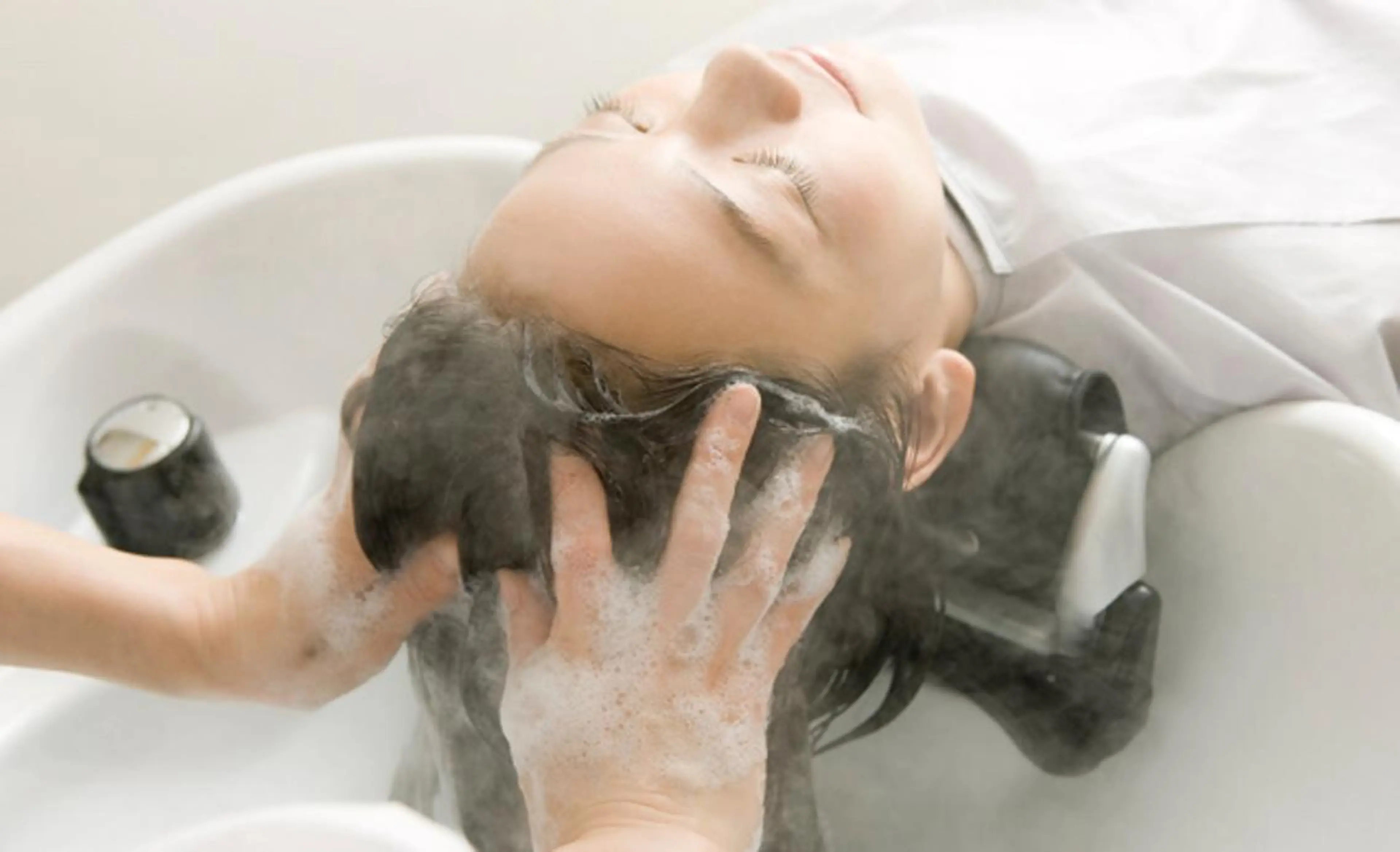 Rubik's 和歌山 2nd所属・小澤正弥/ 縮毛矯正/ショートのヘアスタイル