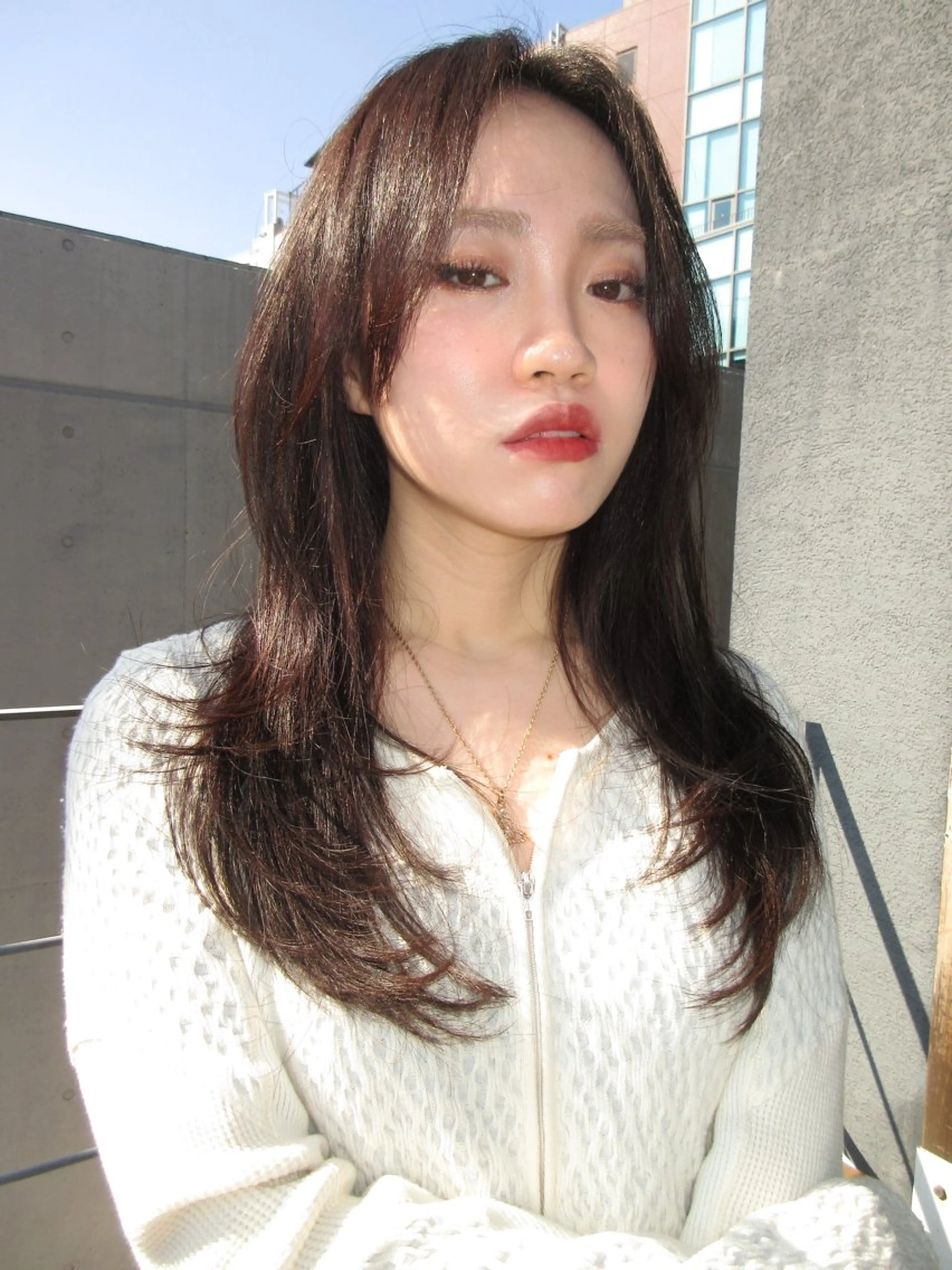 セミロング アッシュ オレンジブラウン 顔まわりレイヤー ハッシュカット 韓国風ヘア カット レイヤーカット\ウル フ　chinatsuのヘアスタイル