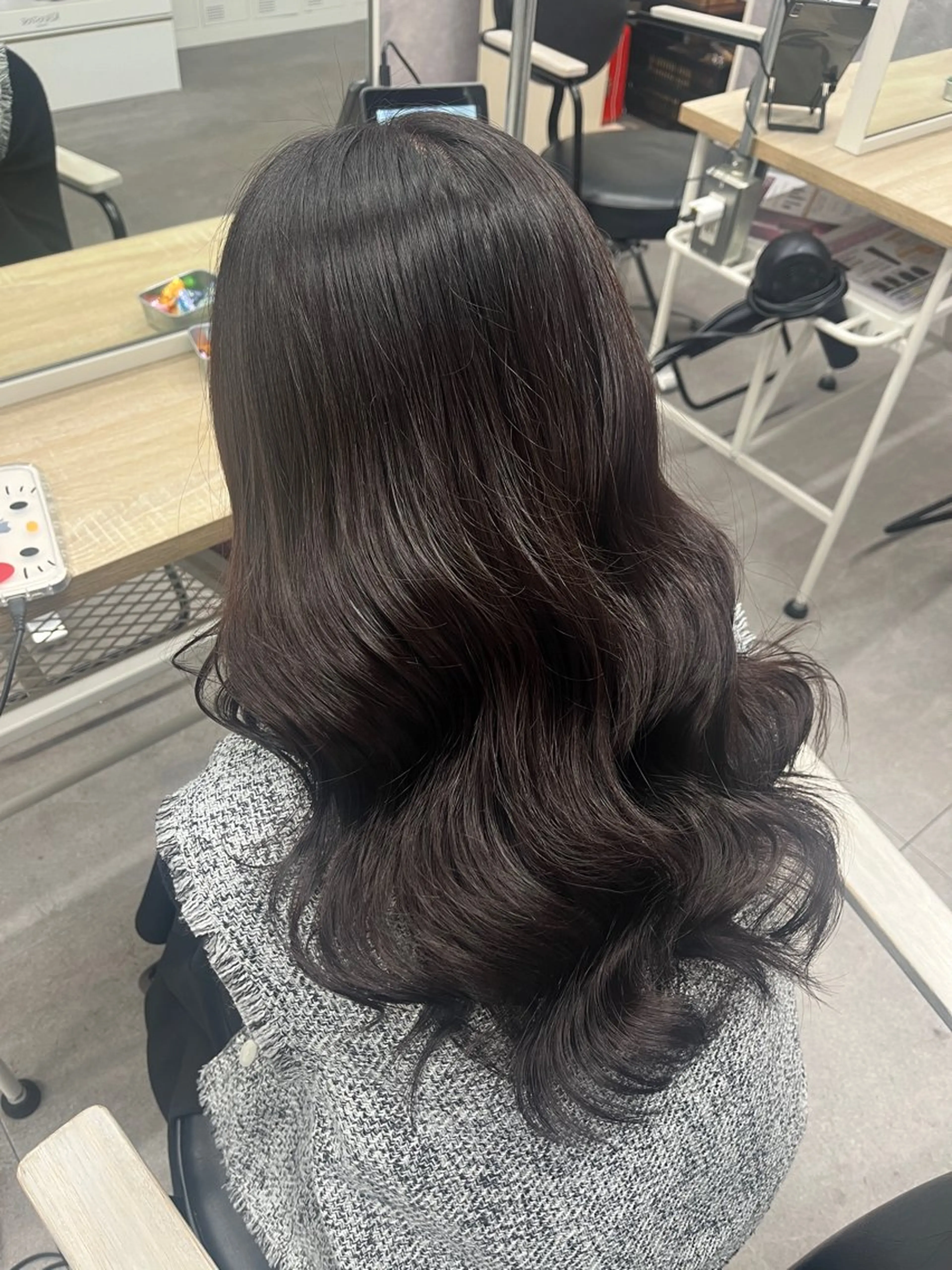 ロング ⚜️抜け感×艶カラー ⚜️ちづるのヘアスタイル