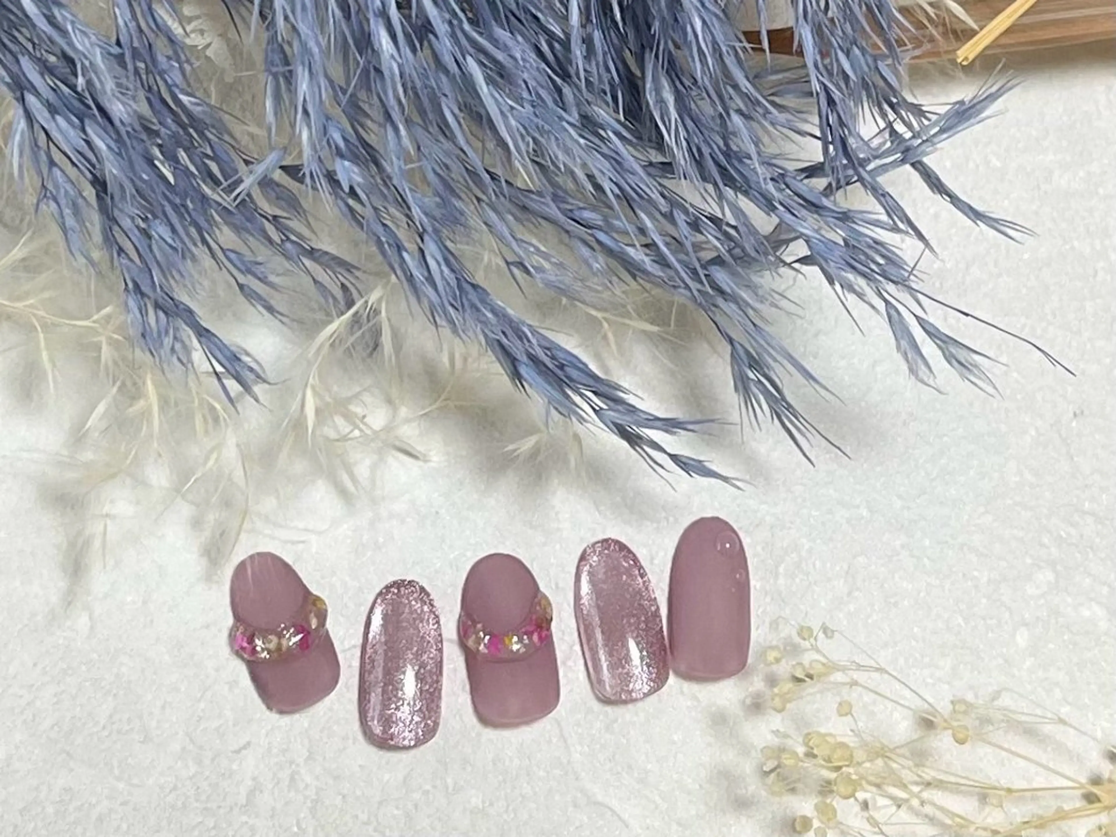 ネイル オーロラネイル フラワーネイル フットネイル フレンチネイル ジェルネイル kiki nail たまプラーザのネイルデザイン