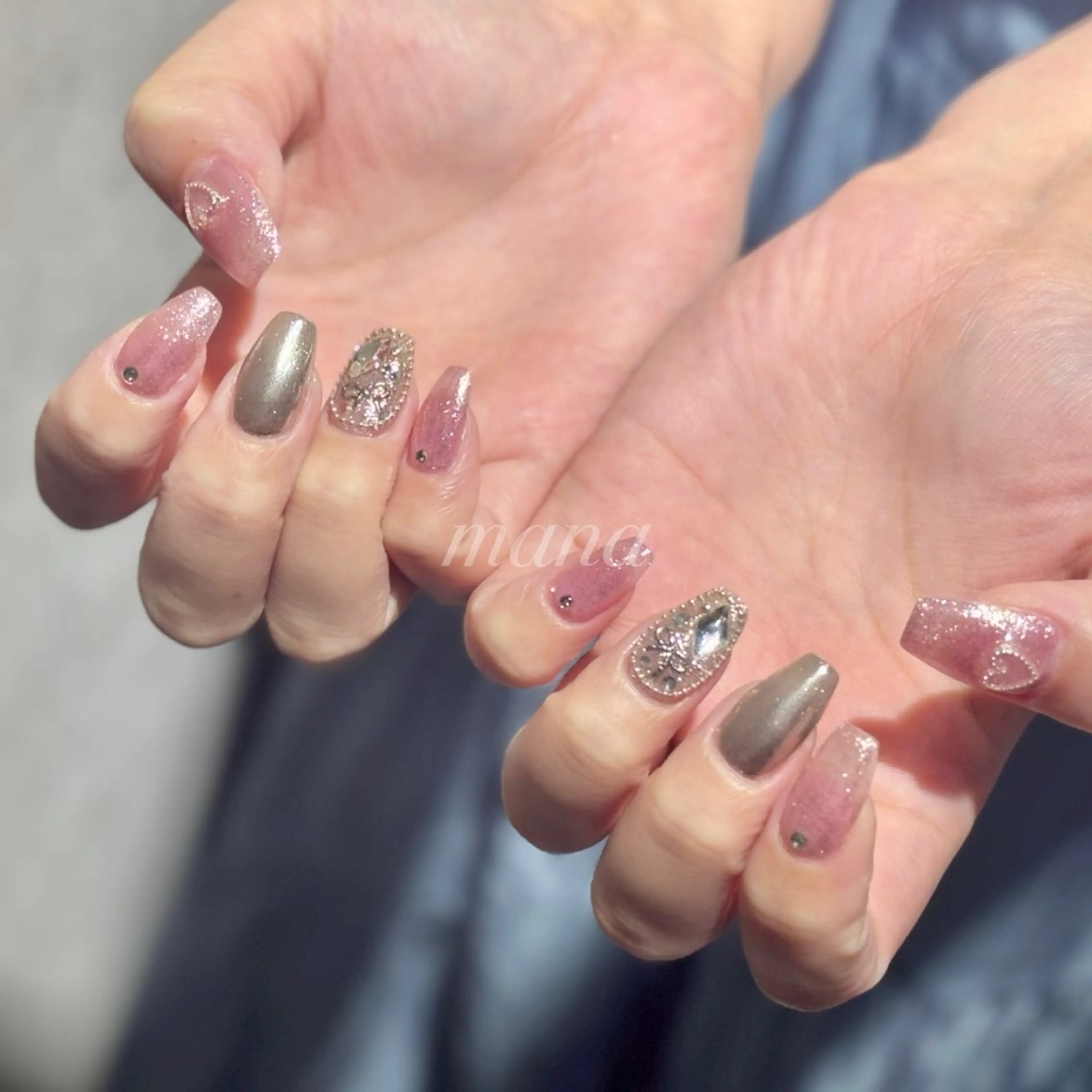 ネイル Salon Aina北千住所属・Salon Aina manaのネイルデザイン