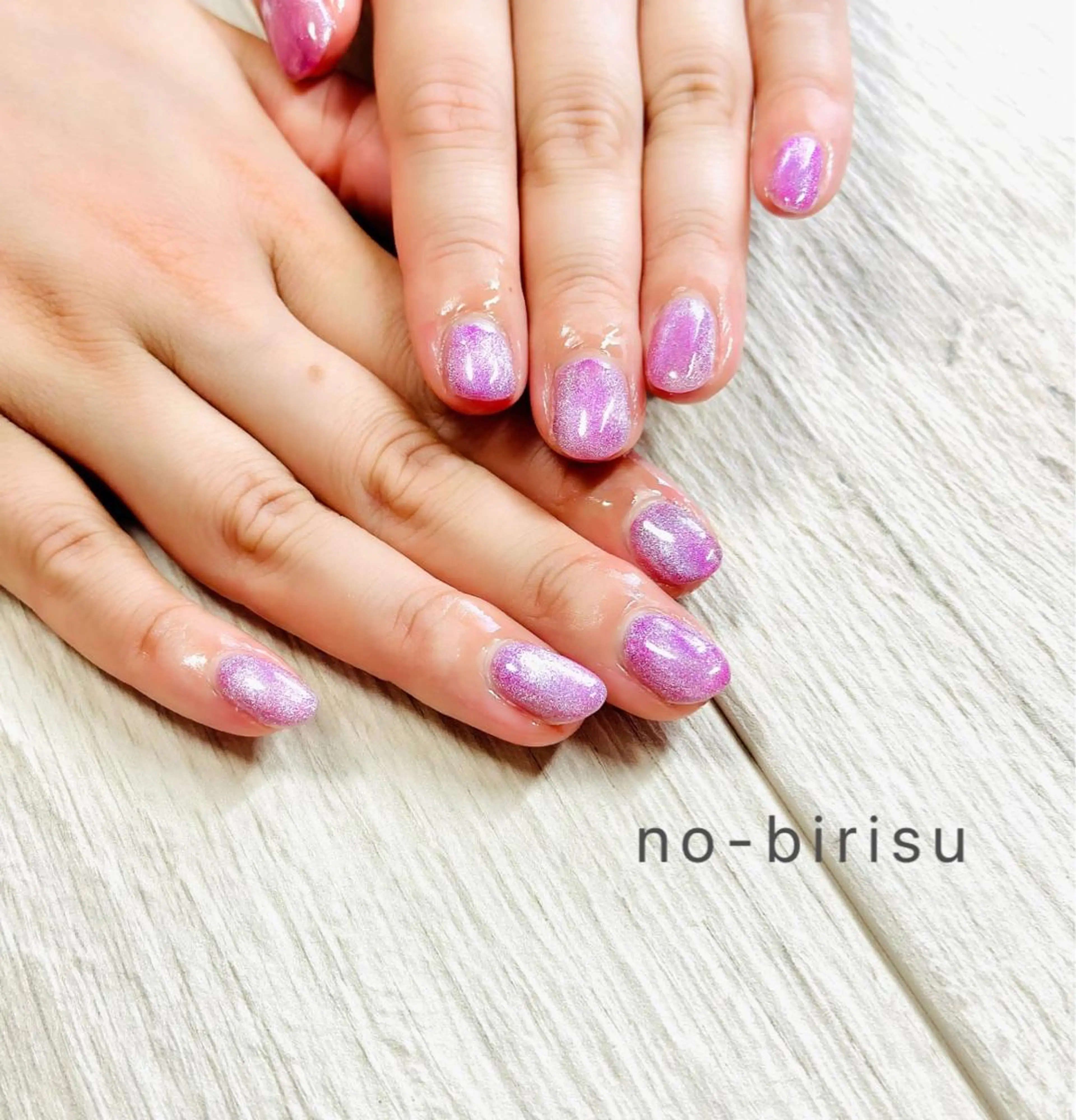 ネイル マグネットネイル ハンドネイル no-birisu nailのネイルデザイン