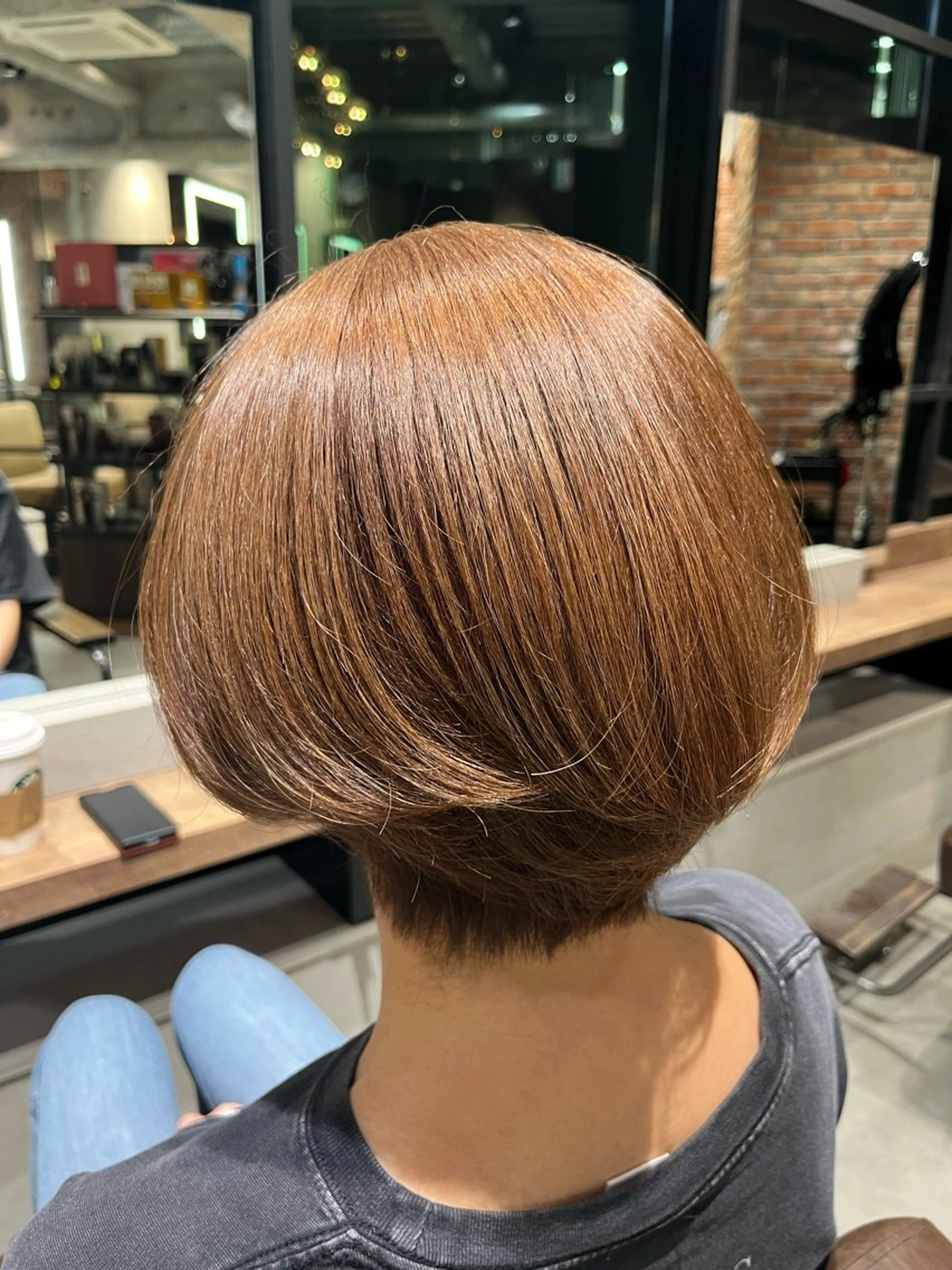 ミディアム 縮毛矯正 志賀 楓のヘアスタイル