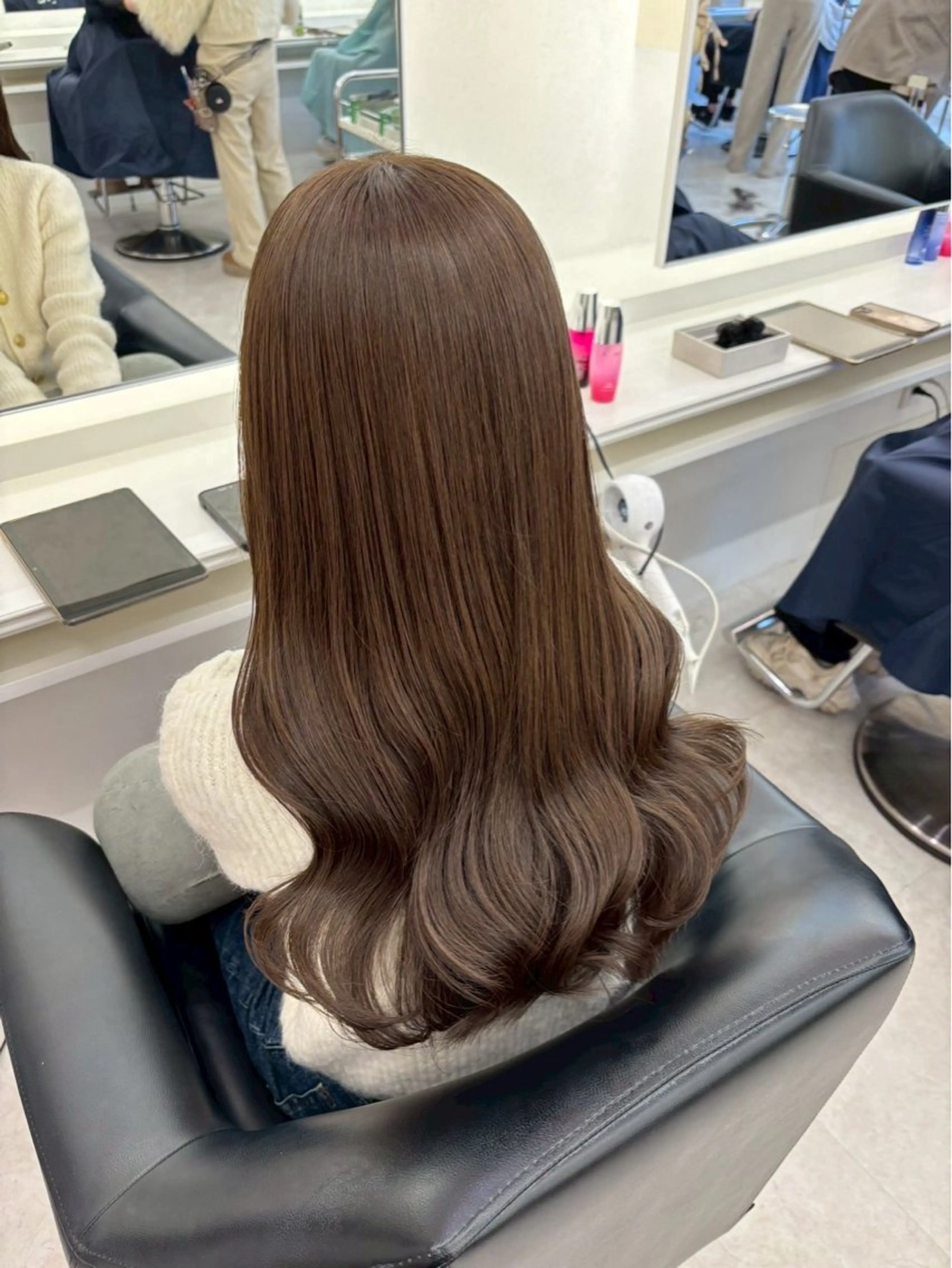 セミロング カラー ヘアカラー ParveMix 🩶🫧入江 香名のヘアスタイル