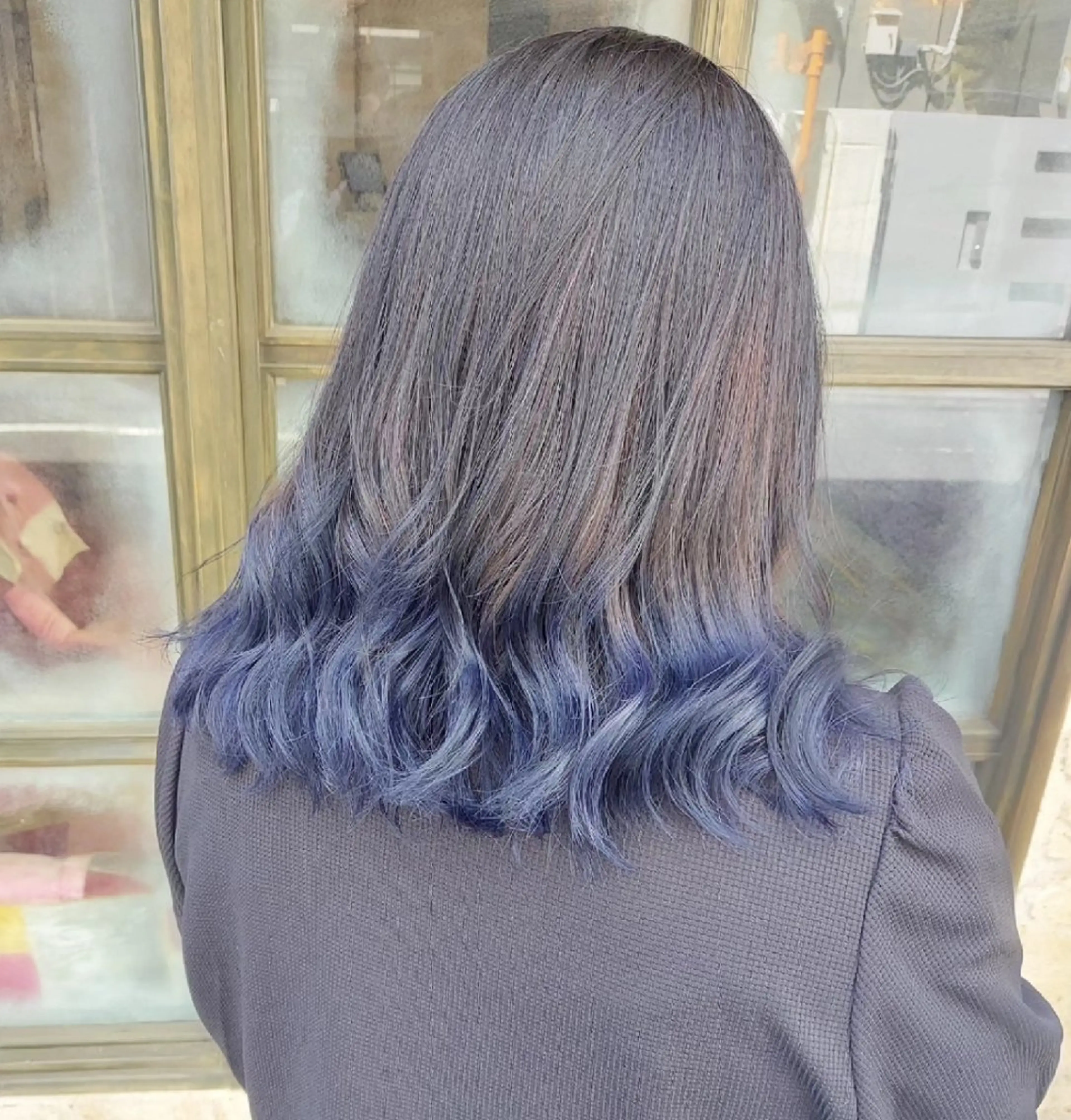 セミロング カラー ブルーカラー グラデーションカラー ヘアカラー トリートメント grow上野御徒町【グロウ】所属・ブリーチ・ハイトーン 特化🎉内山のヘアスタイル
