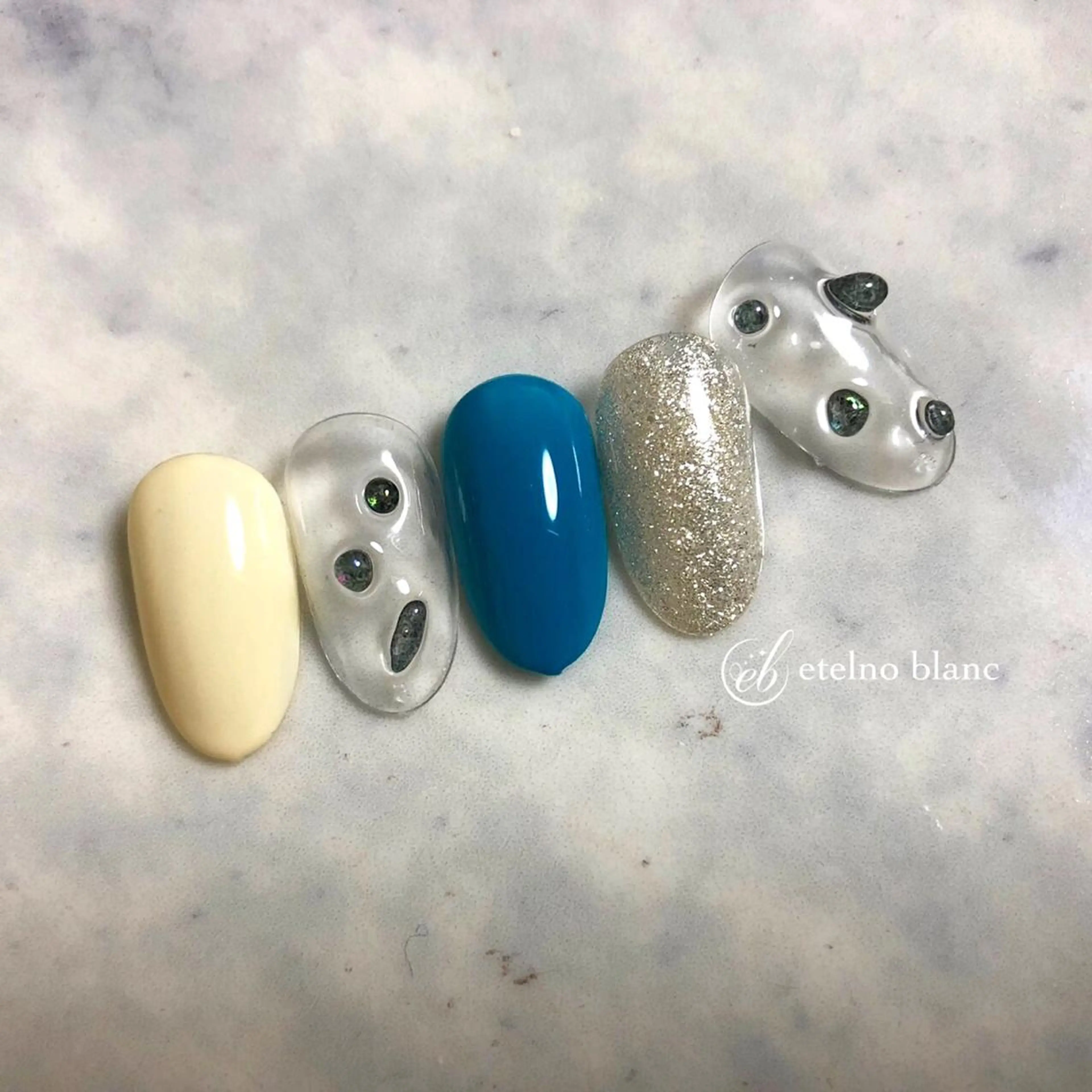 ネイル etelno blanc中目黒のネイルデザイン