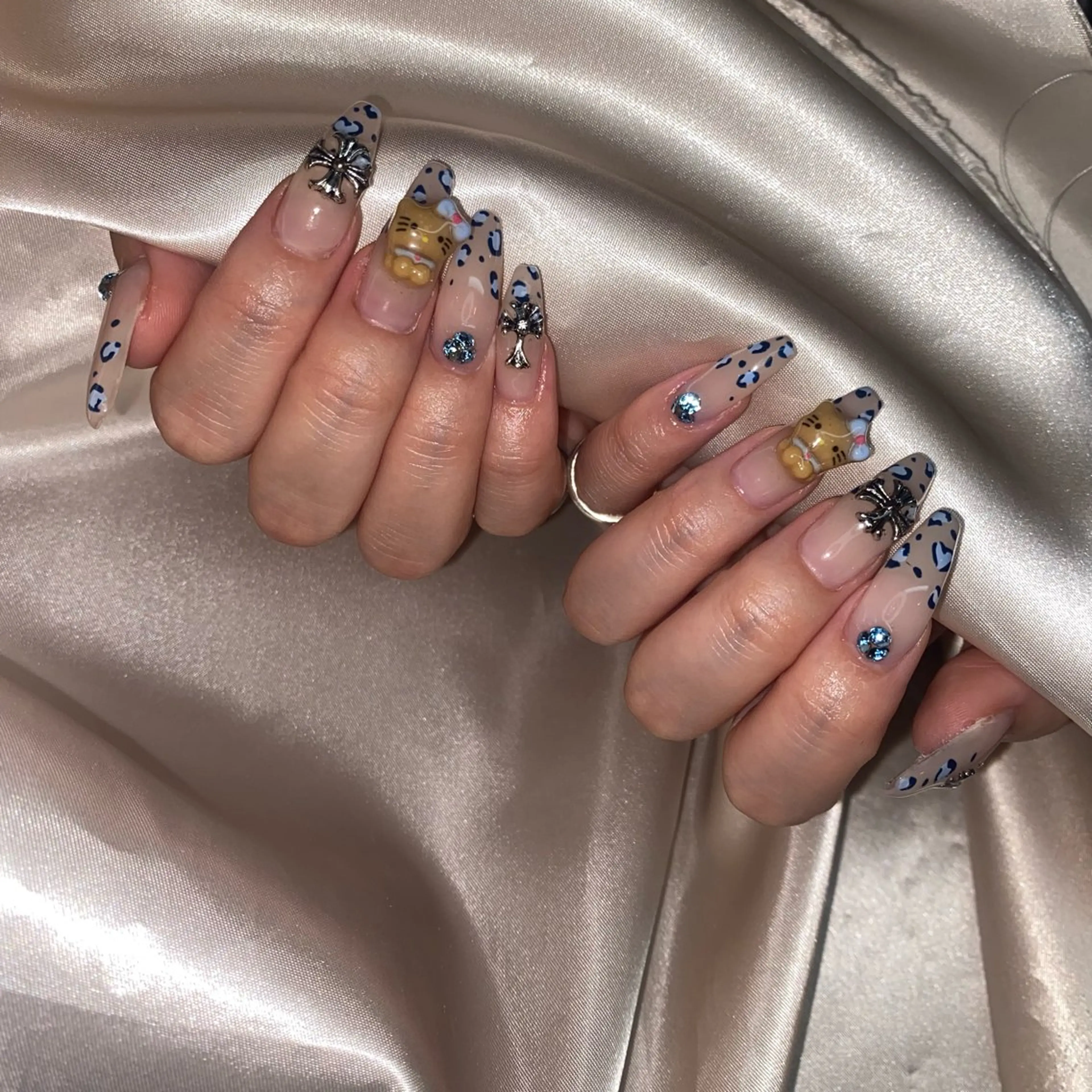 ネイル ハンドネイル la vie  Luire所属・la vie Luire ｱｽｶのネイルデザイン