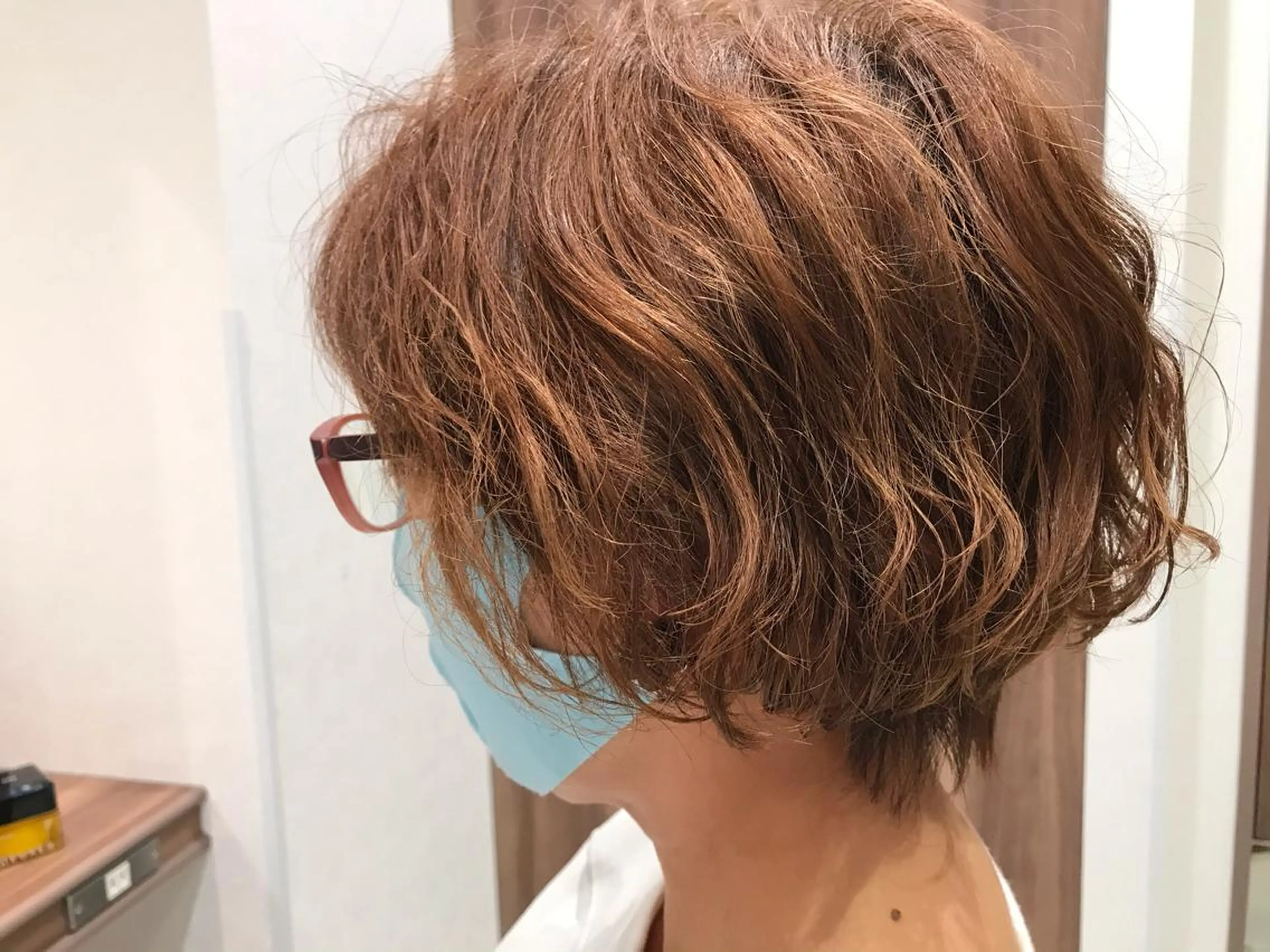 ショート カラー パーマ 鈴木 和也のヘアスタイル