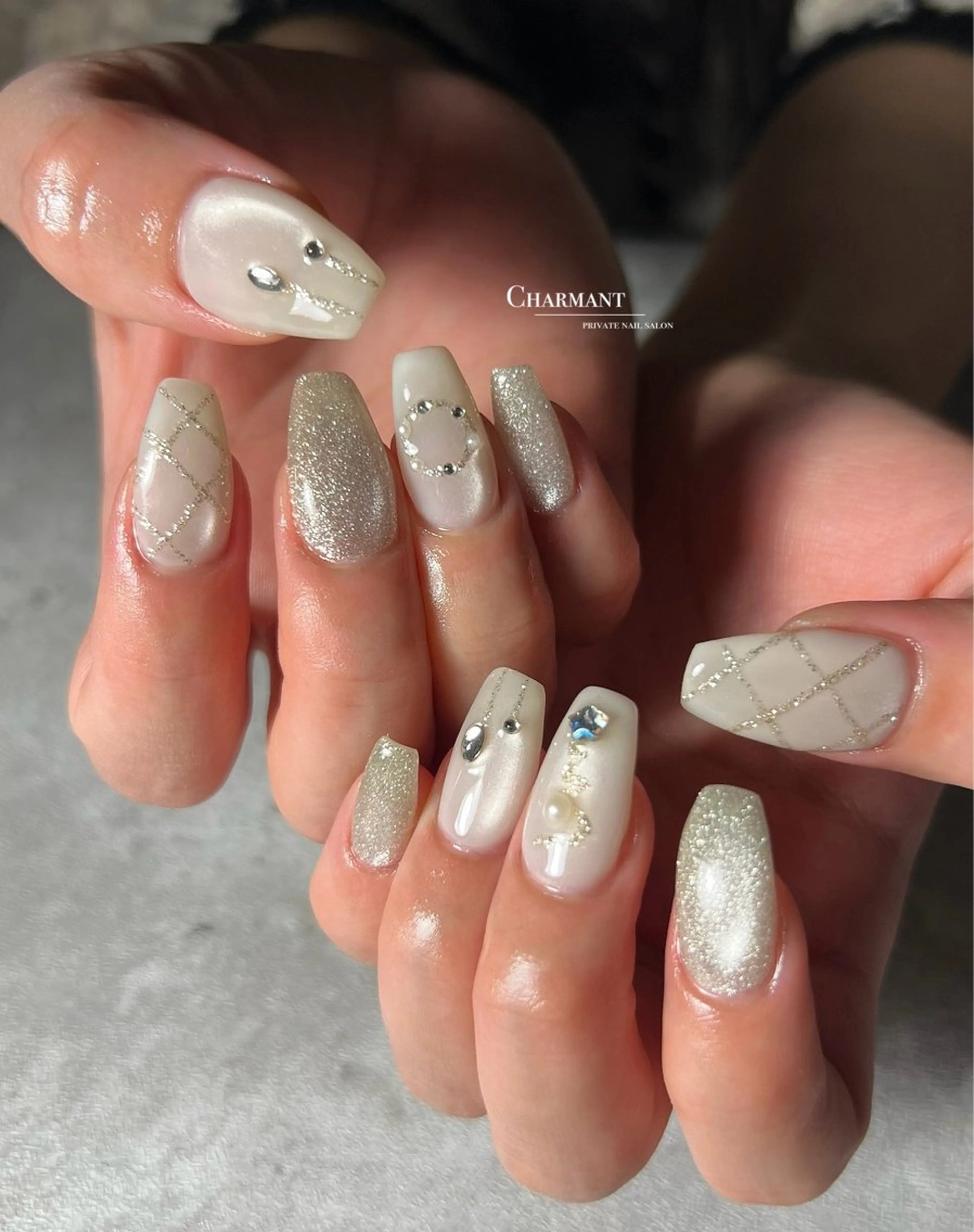 ネイル ハンドネイル minako .のネイルデザイン