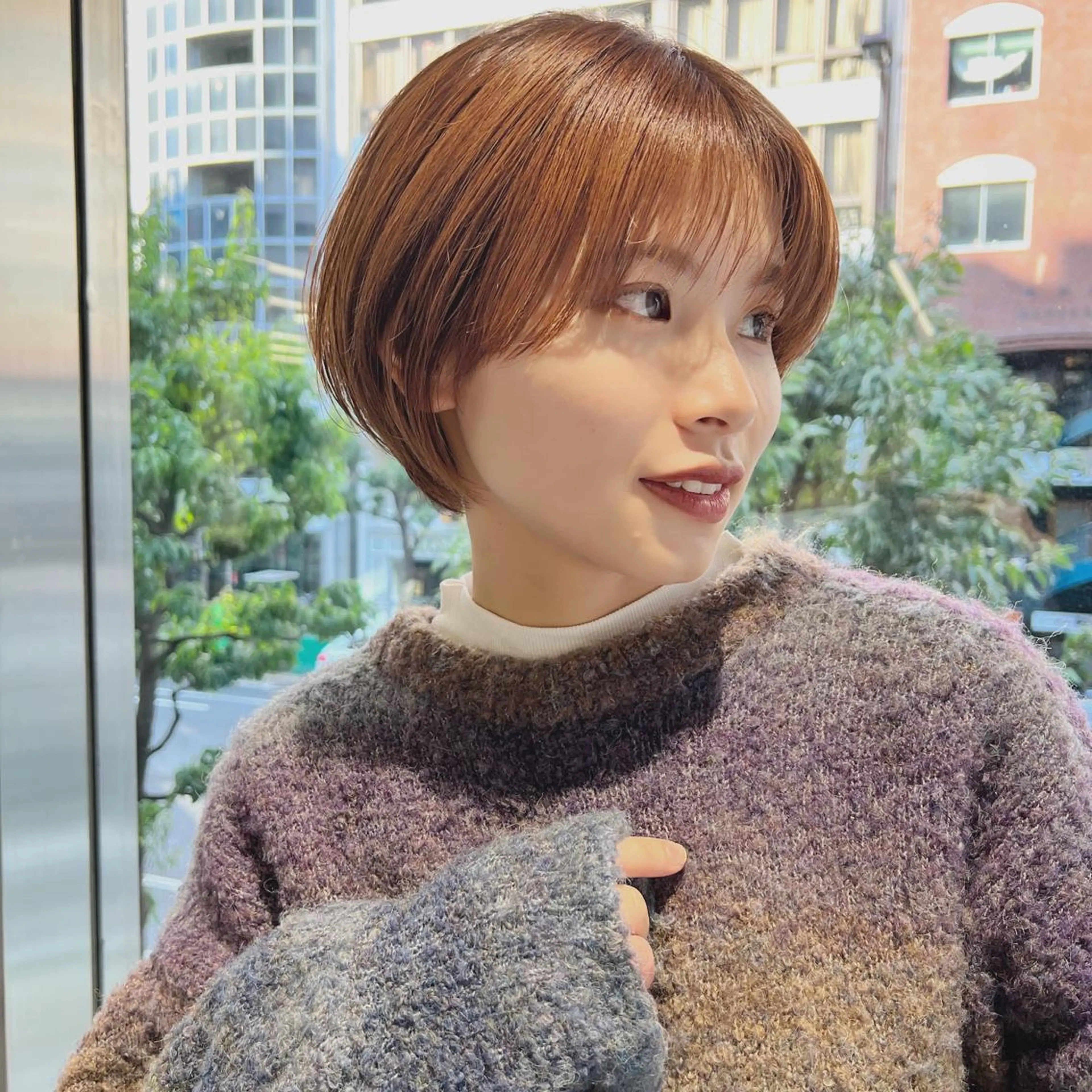 ショート カラー 切りっぱなしボブ 前下がりボブ ハンサムショート ボブ 斜めバング 髪質改善 中川　翔のヘアスタイル