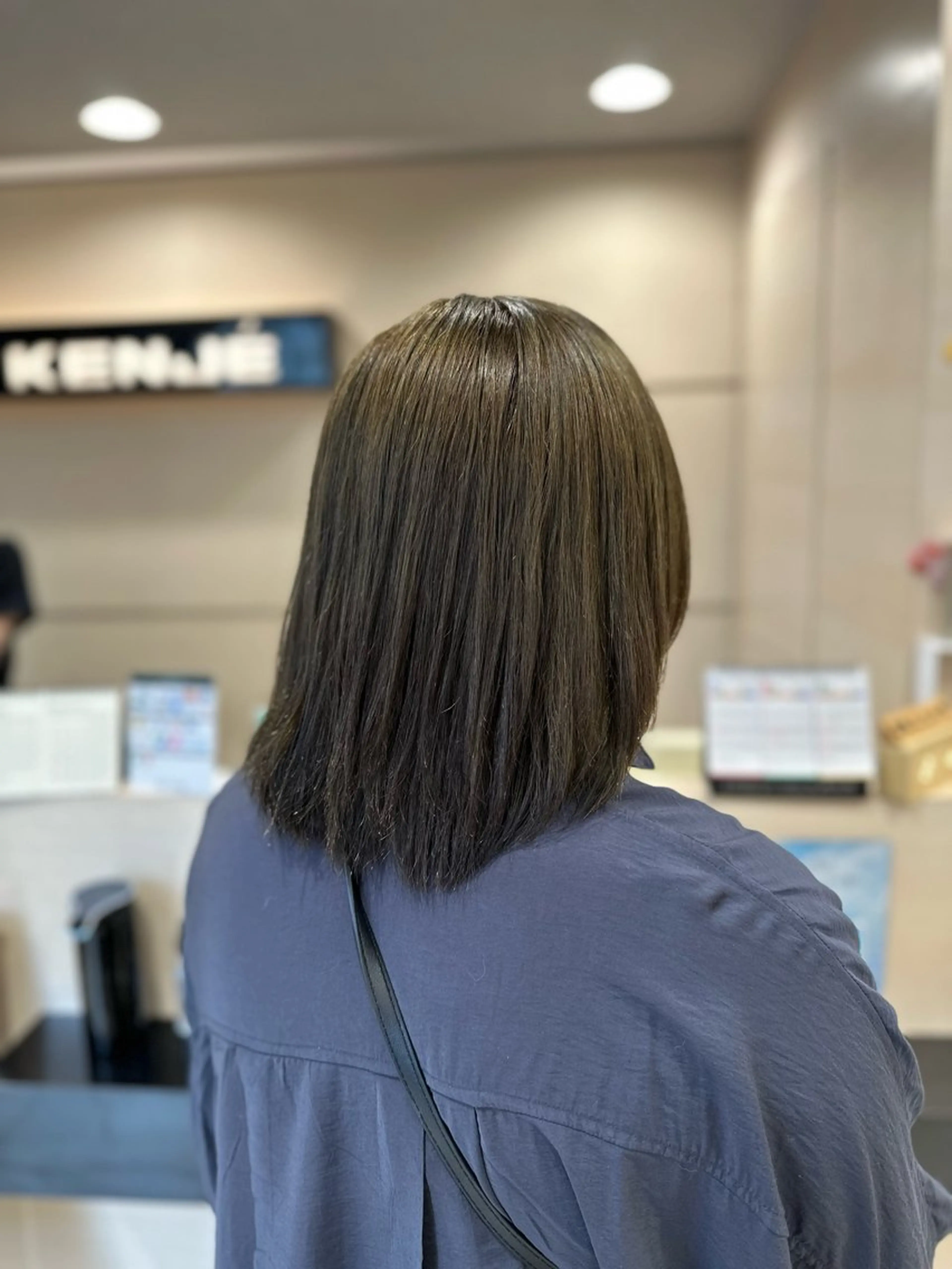 セミロング カラー 透明感カラー ヘアカラー クロスパーマ/うる艶 カラー/Kurumiのヘアスタイル