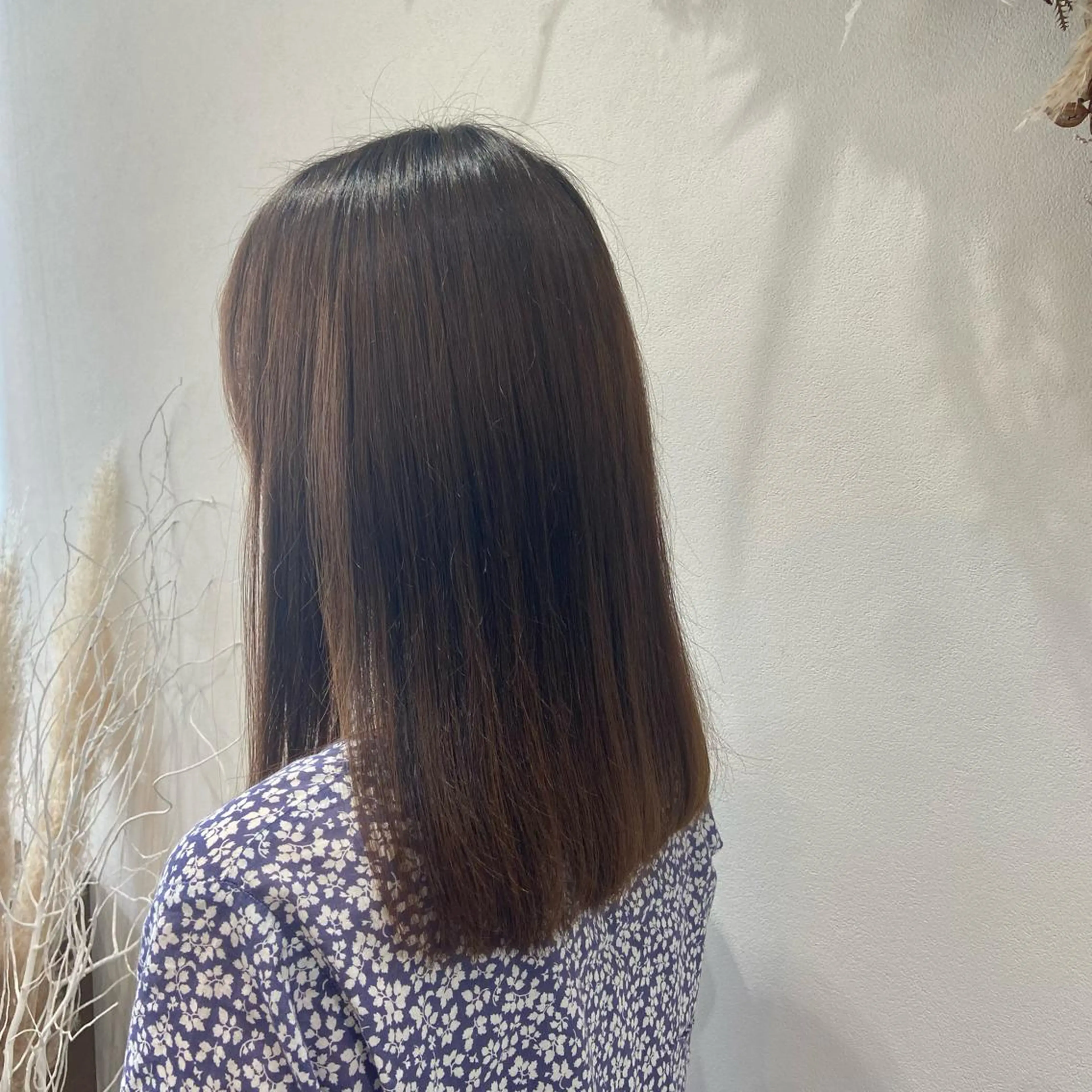 セミロング 松本 玲菜のヘアスタイル