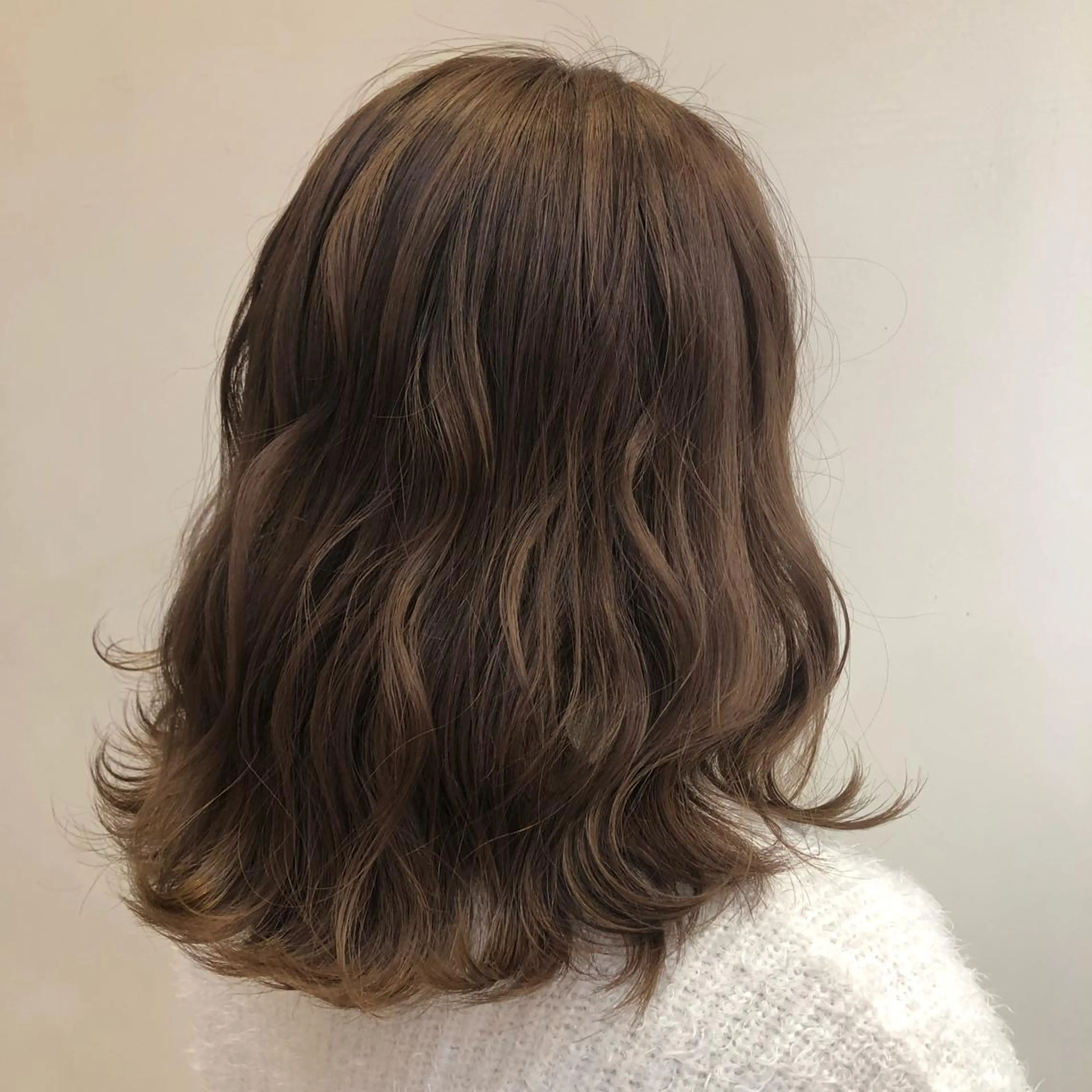ミディアム しもかわ かほのヘアスタイル