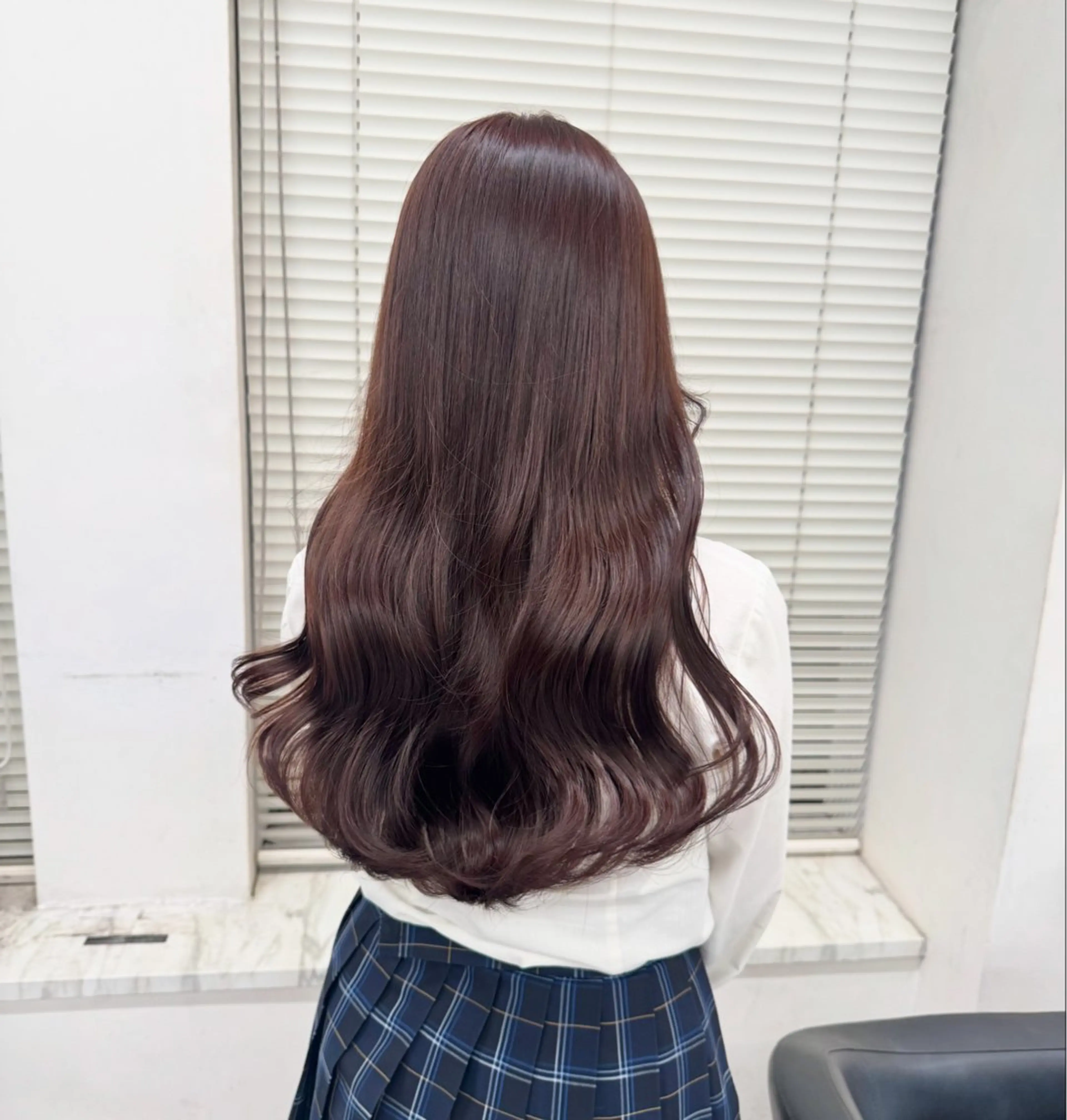 セミロング カラー ヘアアレンジ ベージュカラー 透明感カラー ラテベージュ ヘアカラー トリートメント ヘアセット 韓国トレンドの 達人♡のヘアスタイル