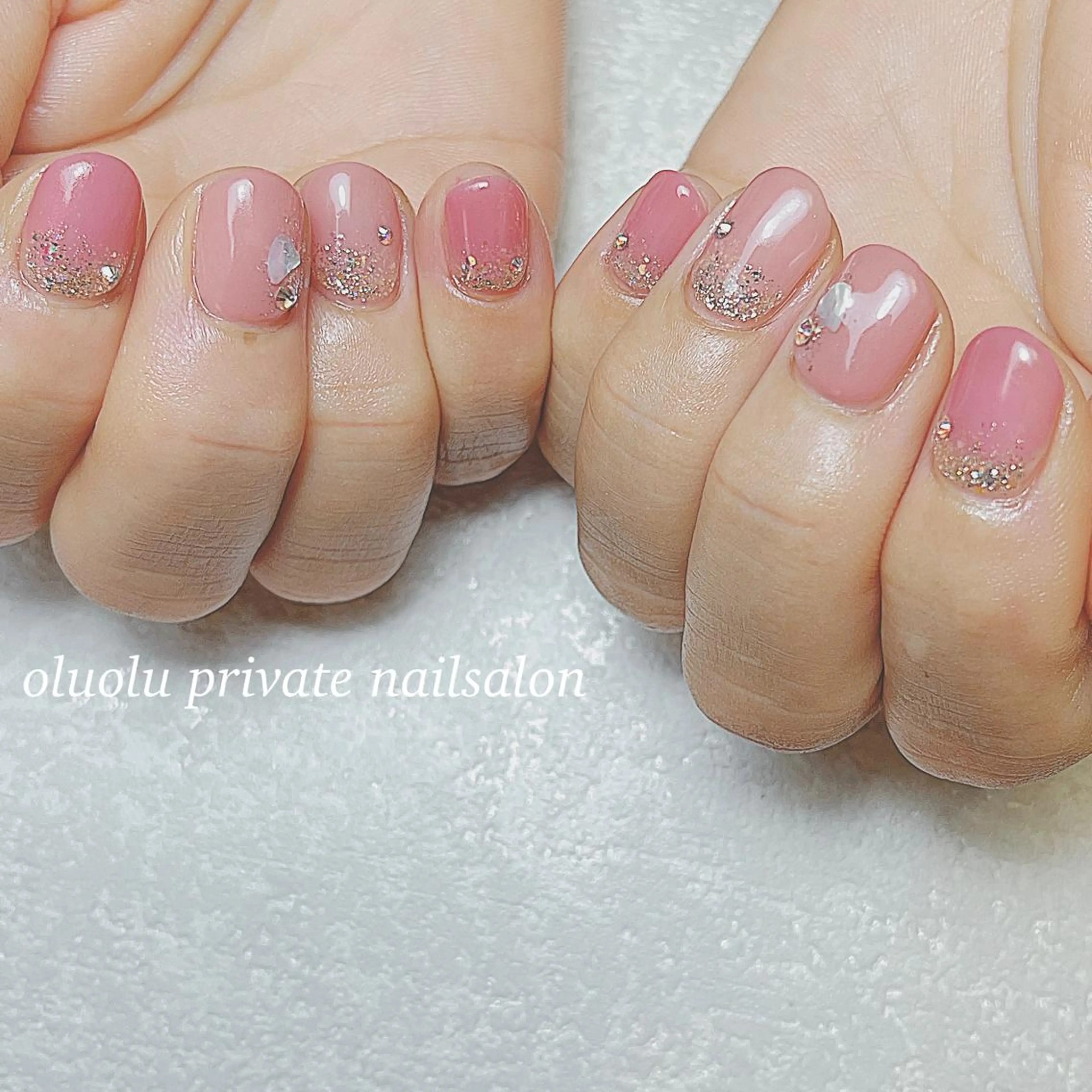 ネイル アートネイル フットネイル ジェルネイル ラメ(グリッター) オフィスネイル ハンドネイル 大村 紬華のネイルデザイン
