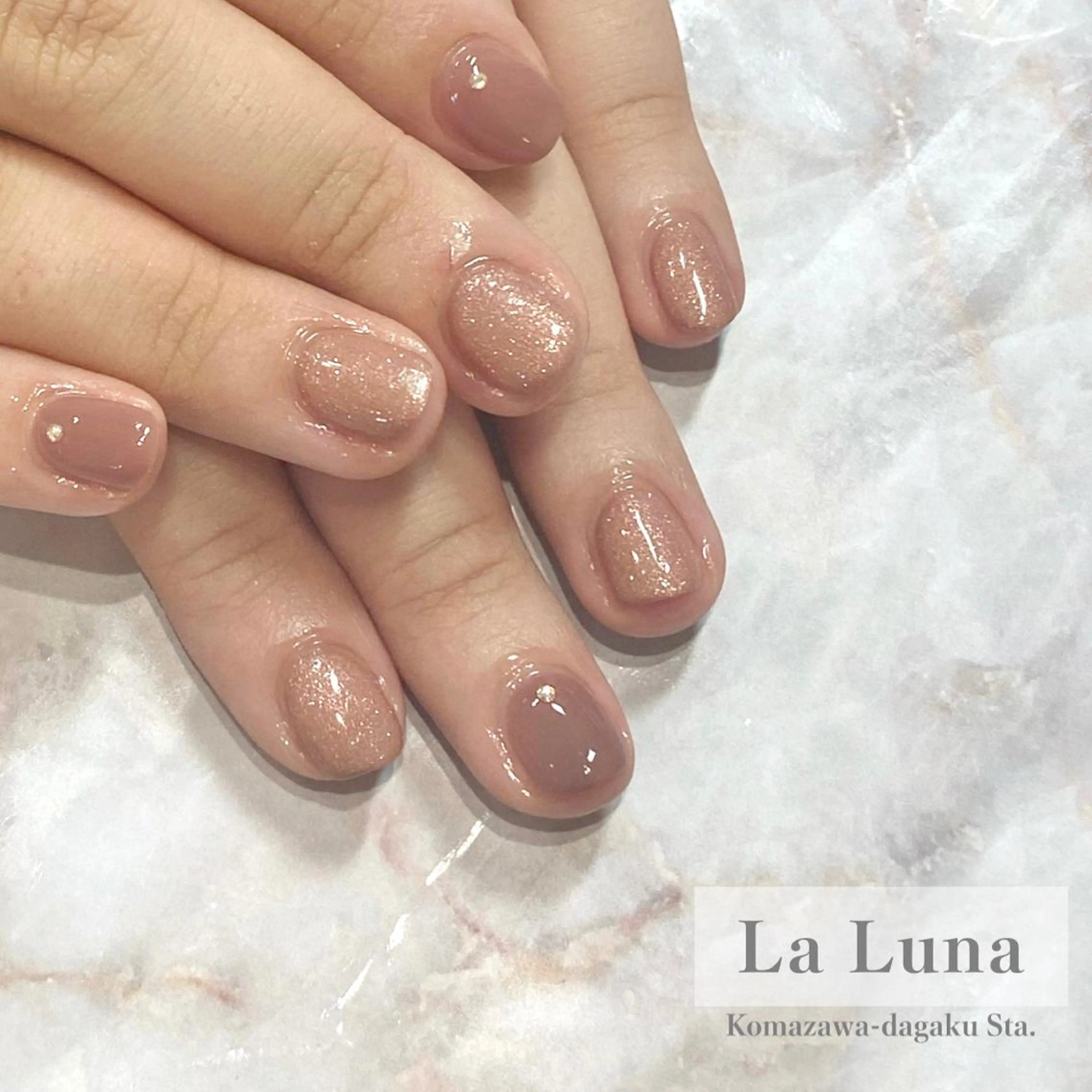 ネイル ワンカラーネイル ＬａＬｕｎａ🌙 natsukiのネイルデザイン