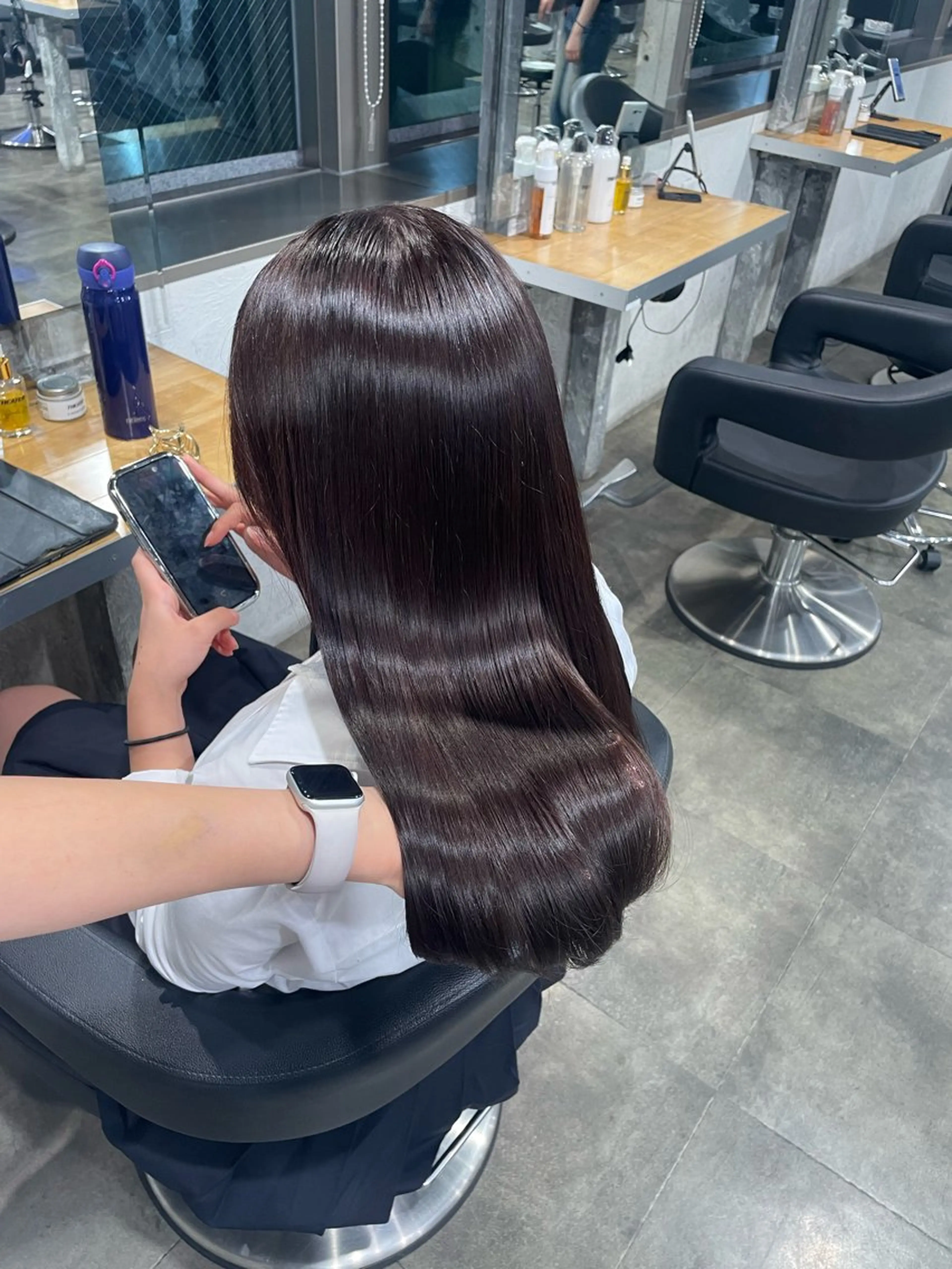 セミロング カラー ヘアカラー ハイトーンブロンド 横浜💞ミオのヘアスタイル