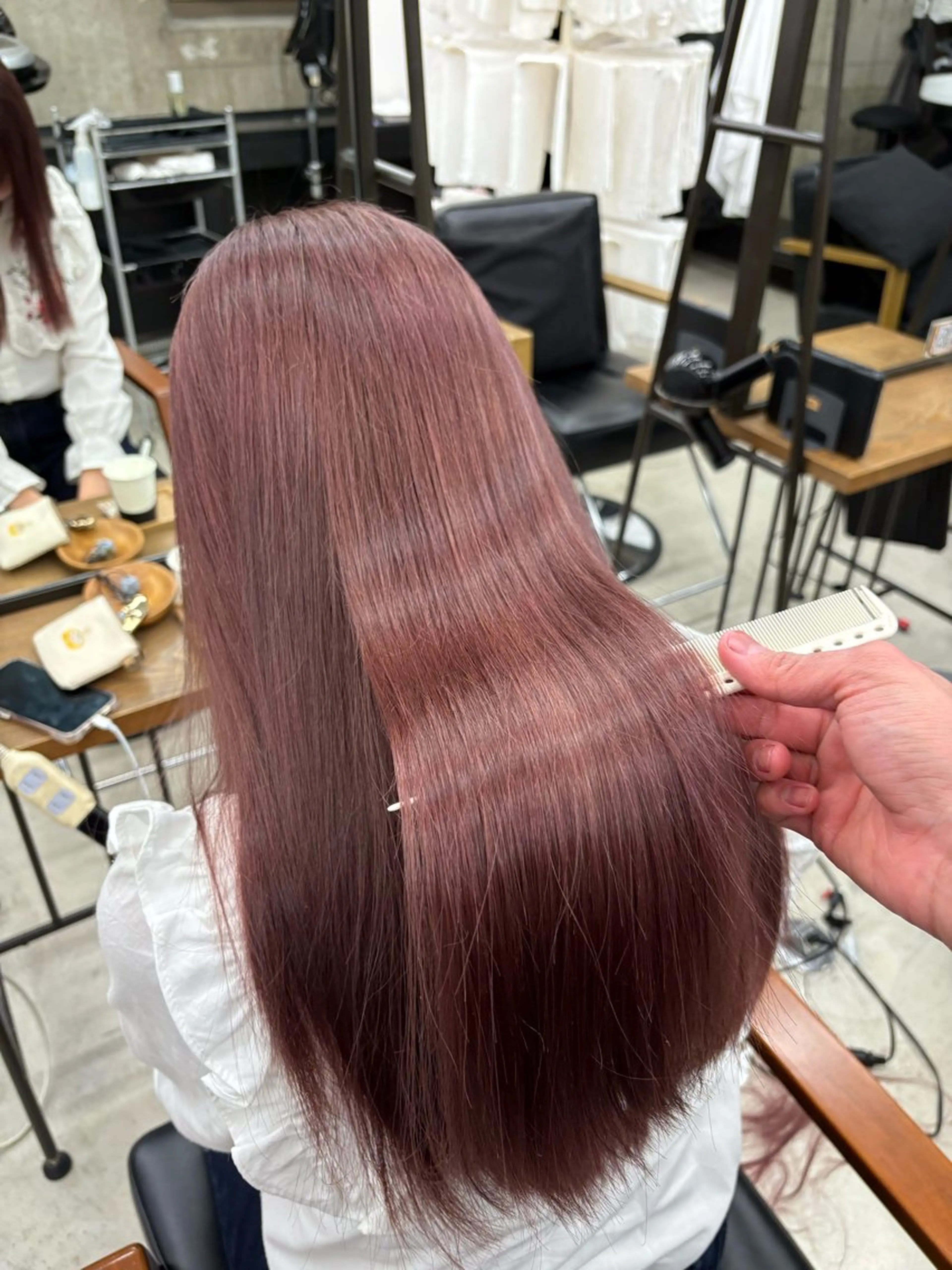 セミロング ヘアカラー SiSTA 自由が丘所属・自由ヶ丘 ボブ/レイヤーのヘアスタイル