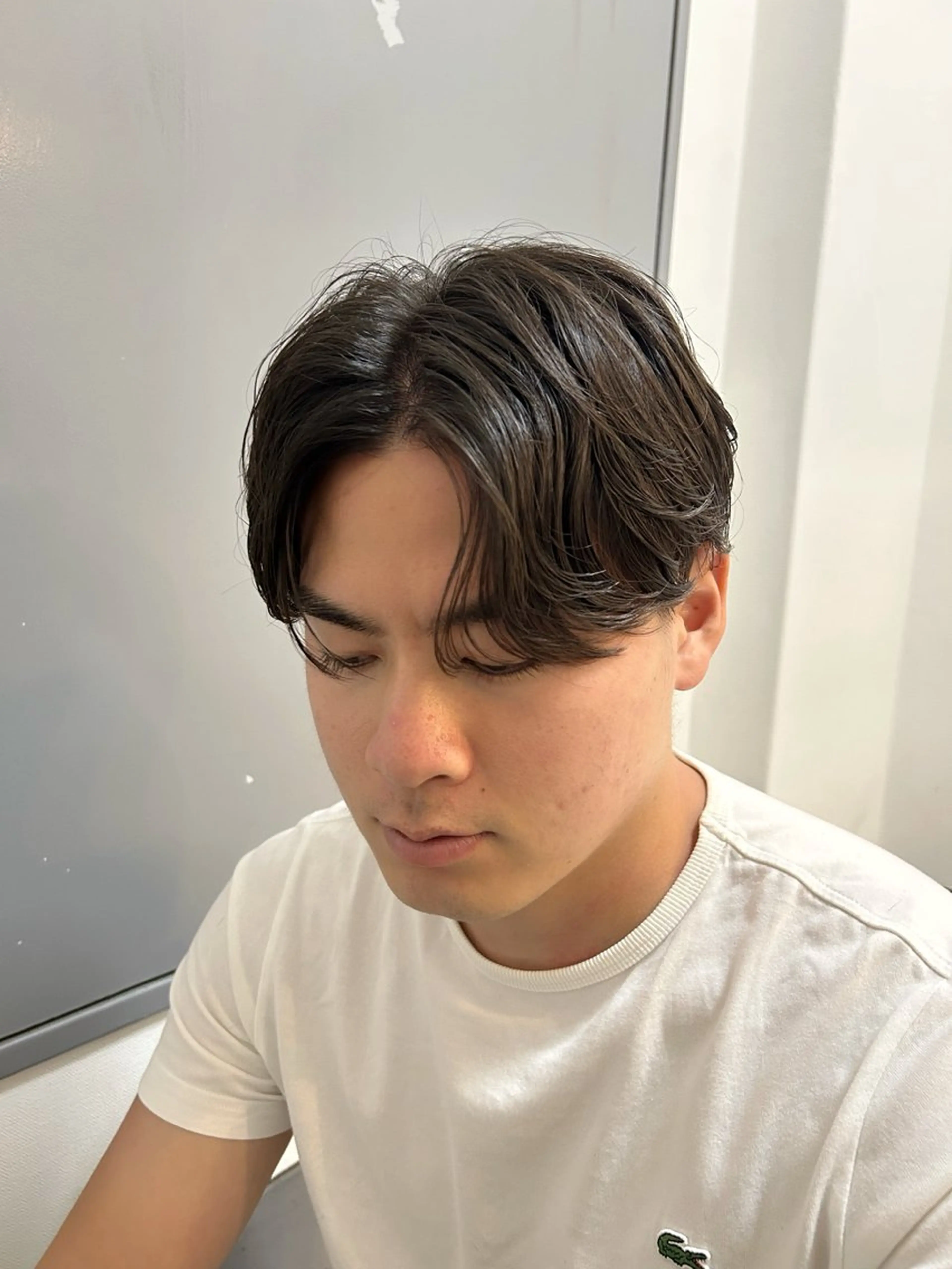 メンズ フェザーパーマ メンズパーマ カット パーマ noa hair  design所属・noa 小山莉々のヘアスタイル