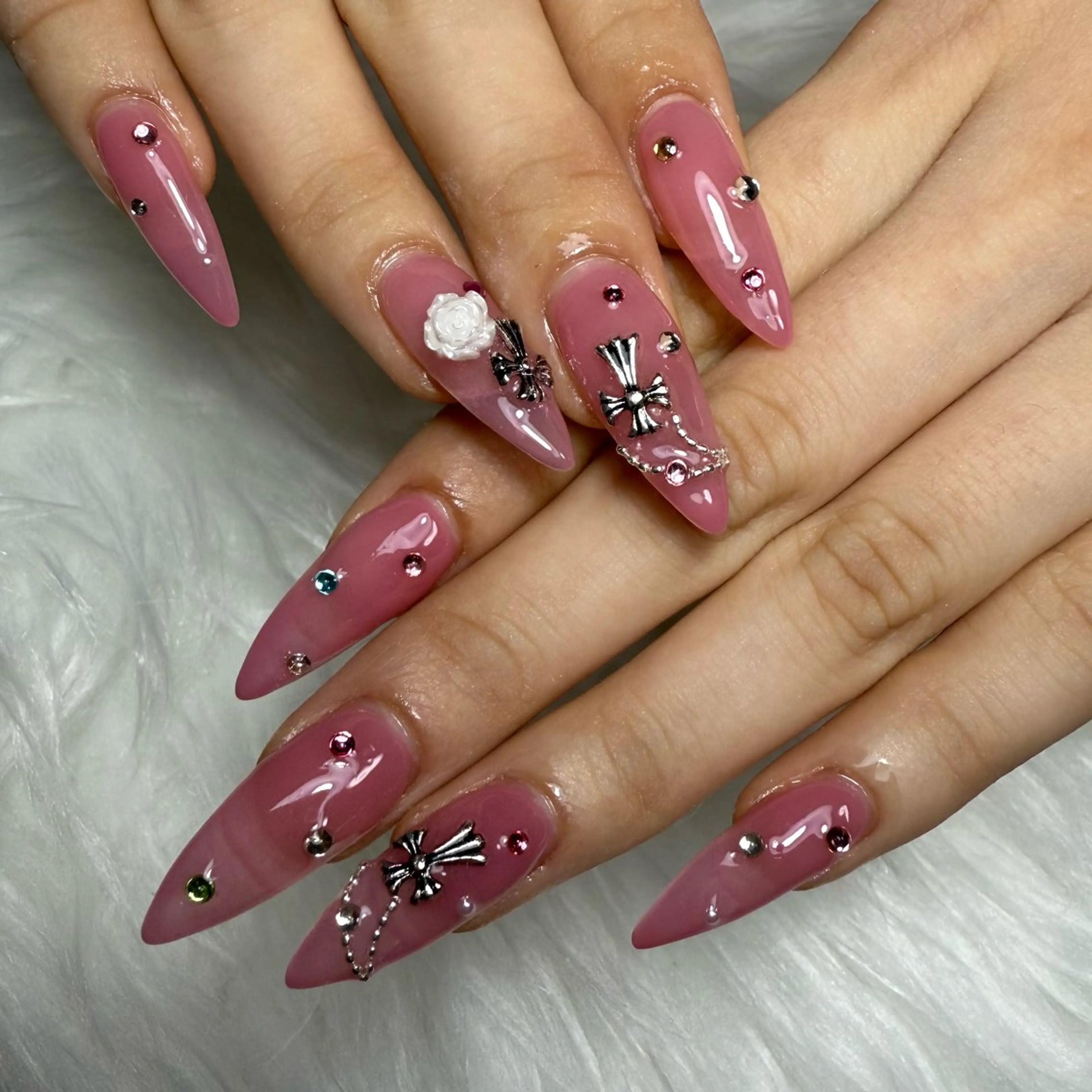 ネイル 持ち込み ピンク ハンドネイル L'ino nailのネイルデザイン
