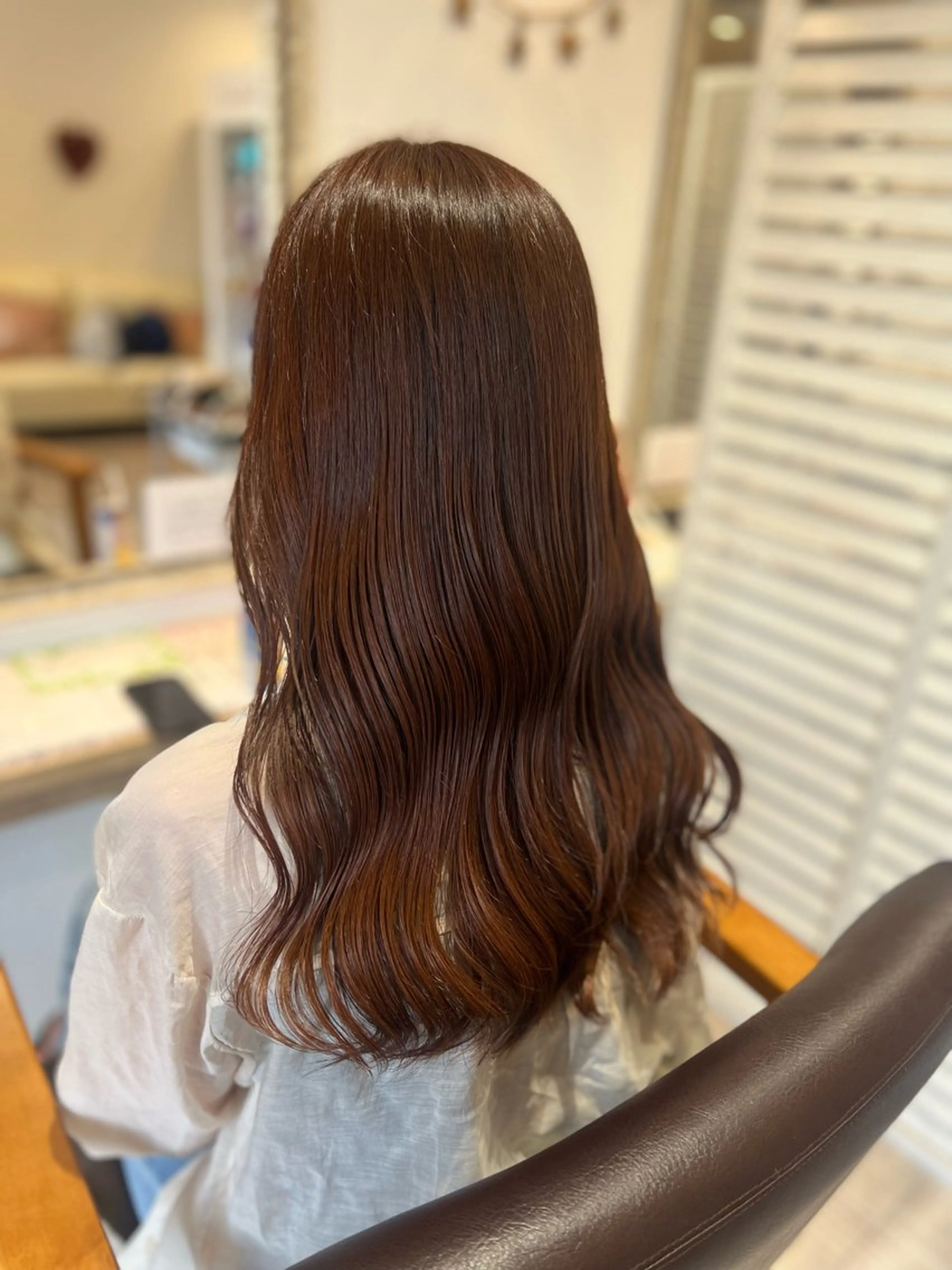 ロング オレンジブラウン 平山 晴香のヘアスタイル