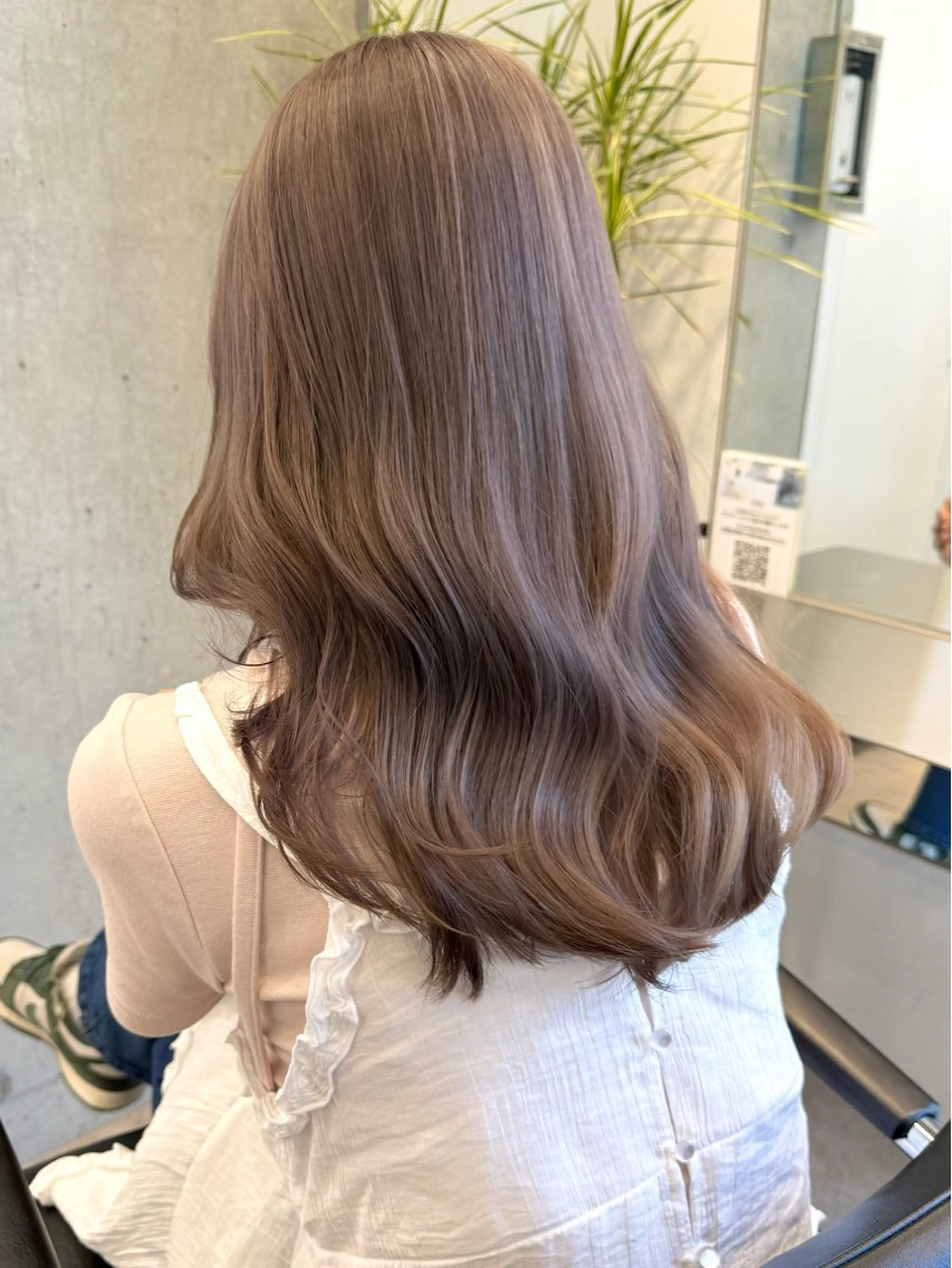 ロング ヘアカラー トリートメント cinq PROJECT所属・ハイトーン/ブリーチ 🐈‍⬛【Ryo】のヘアスタイル