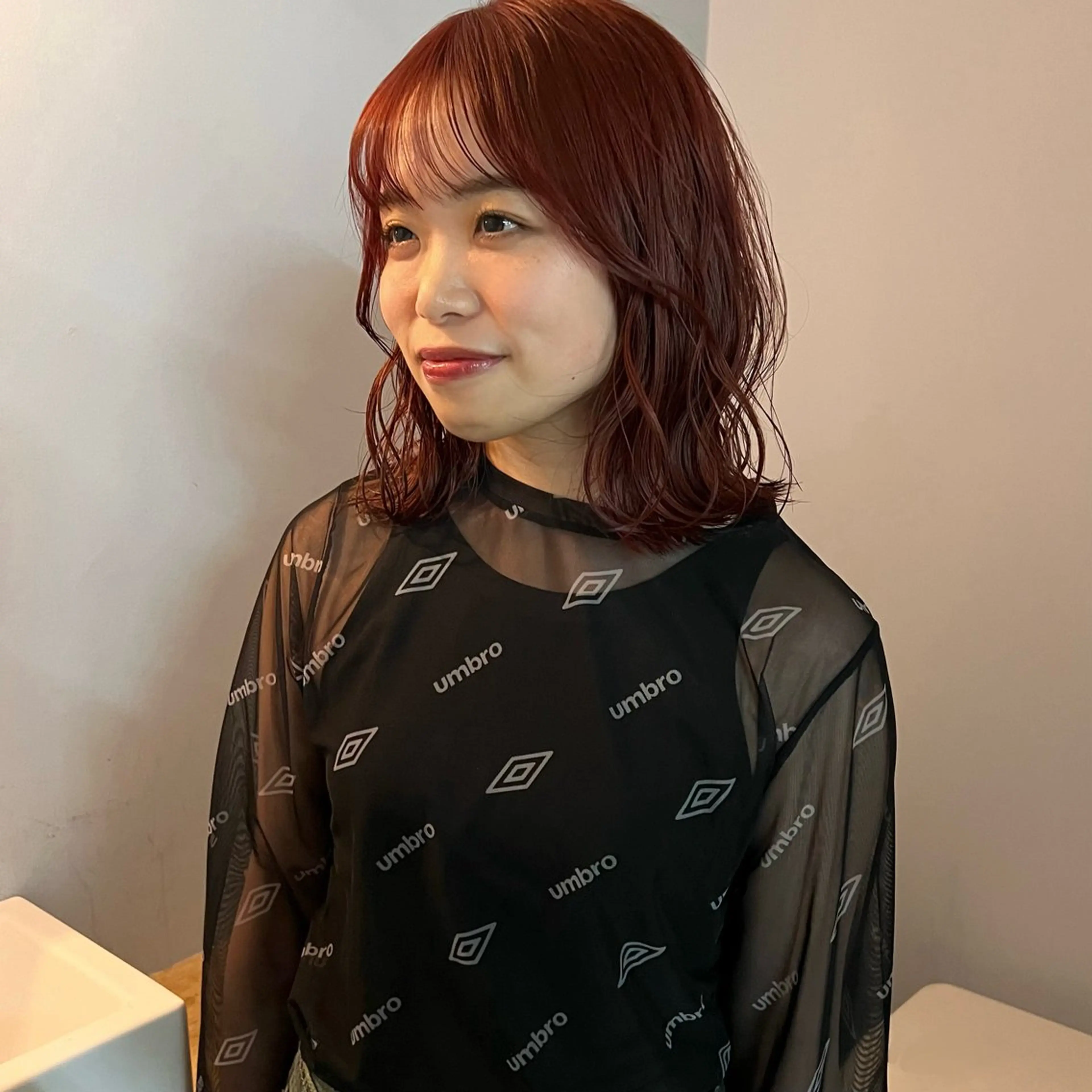 ミディアム 舟橋耀/ブリーチカラ ー/レイヤーカットのヘアスタイル