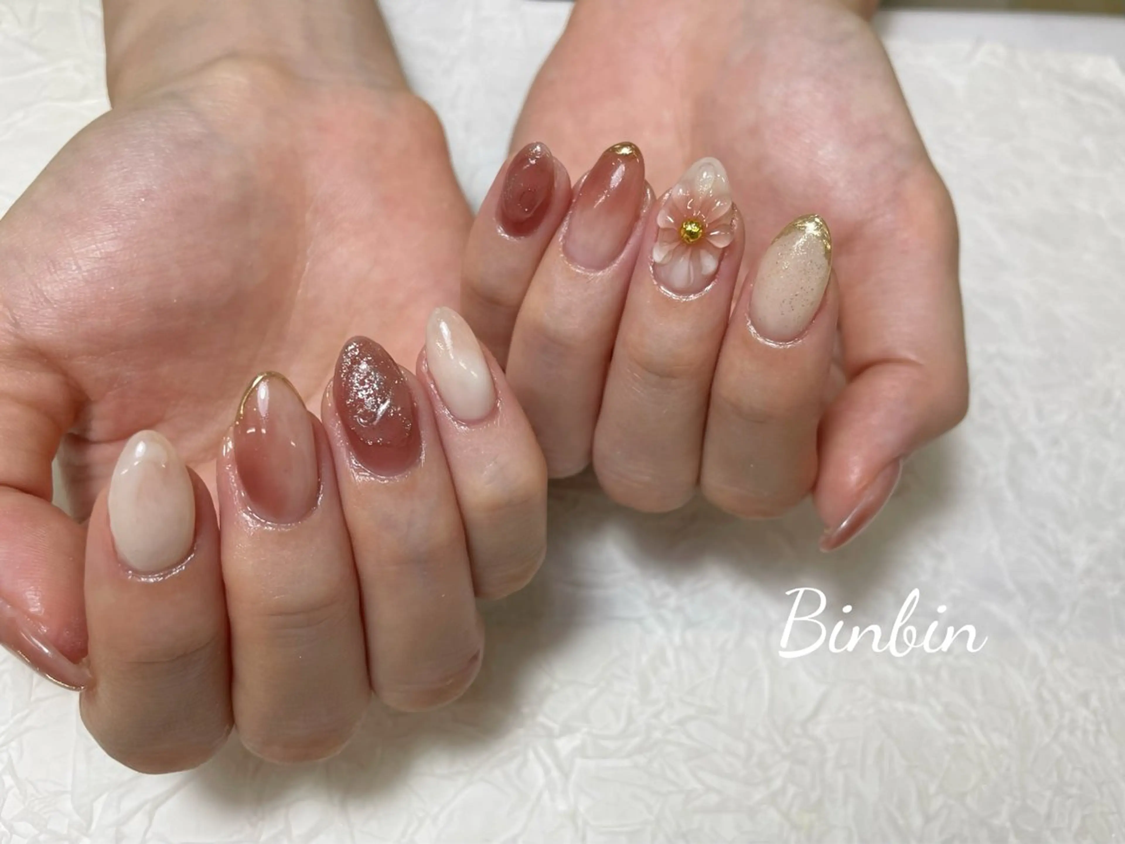 ネイル ハンドケア Bin Binのネイルデザイン