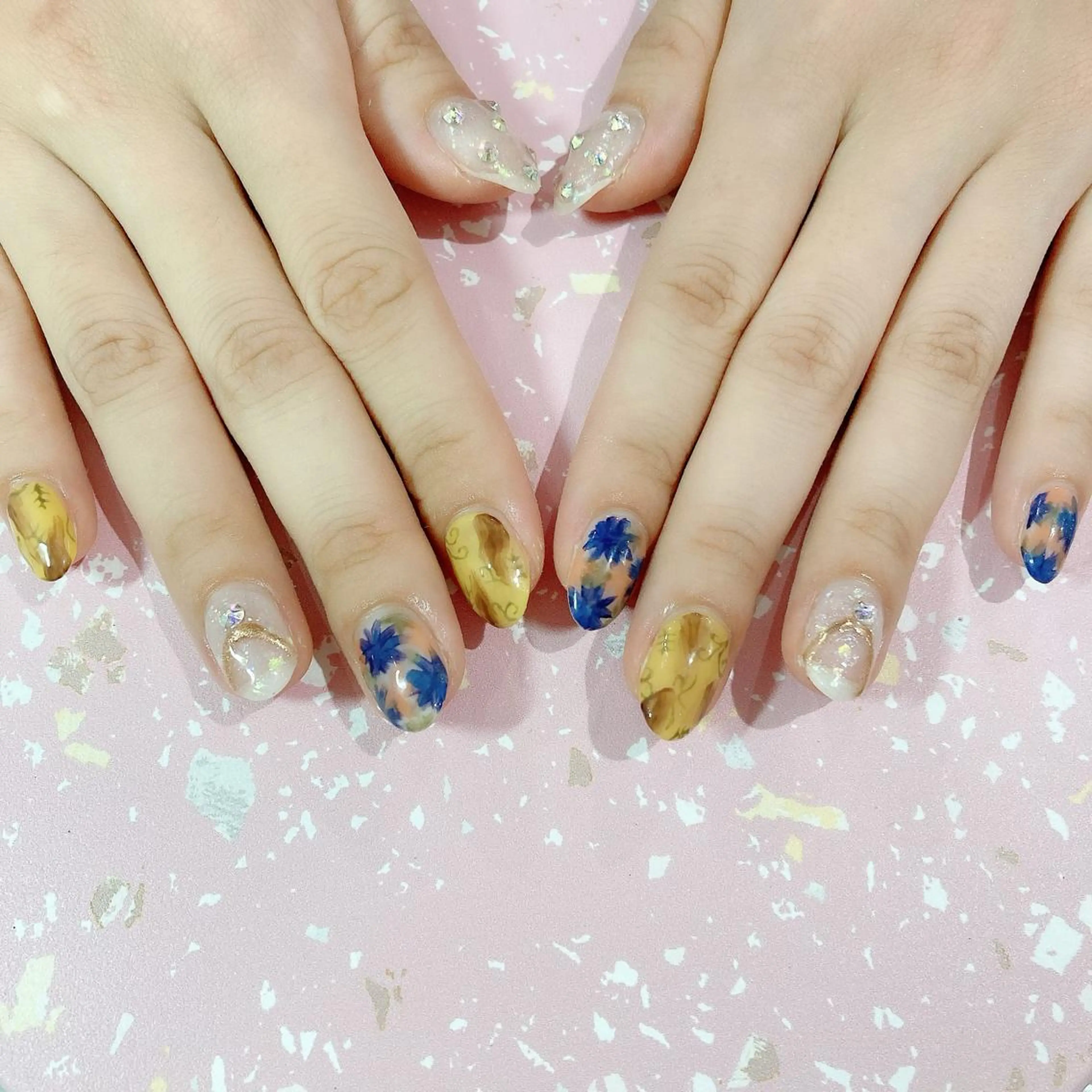 ネイル ジェルネイル キラキラネイル ミラーネイル パラジェル 夏ネイル ハンドネイル Nail Kのネイルデザイン