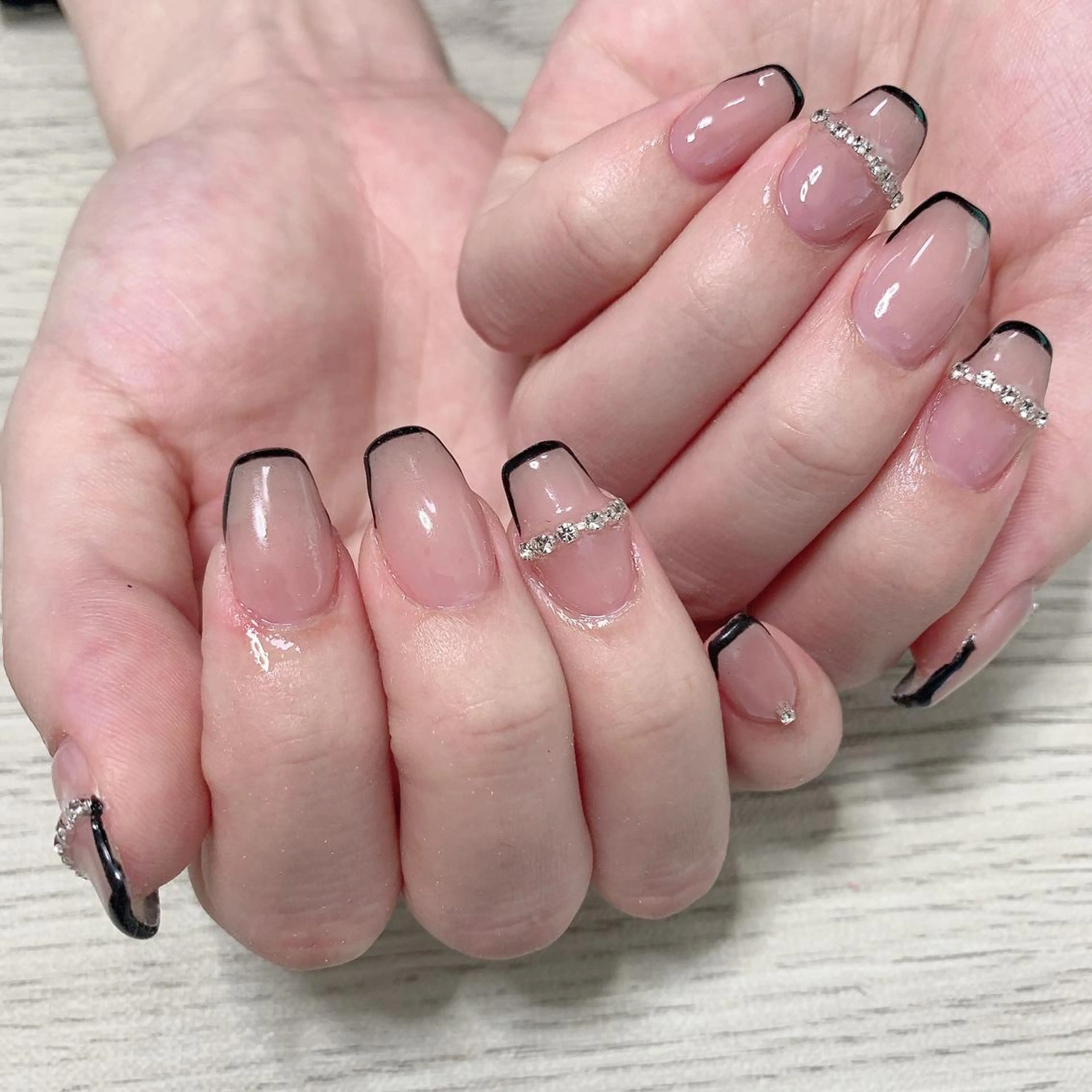 ネイル アートネイル フレンチネイル 持ち込み スカルプネイル シンプルネイル ハンドネイル フットネイル Adite nailのネイルデザイン