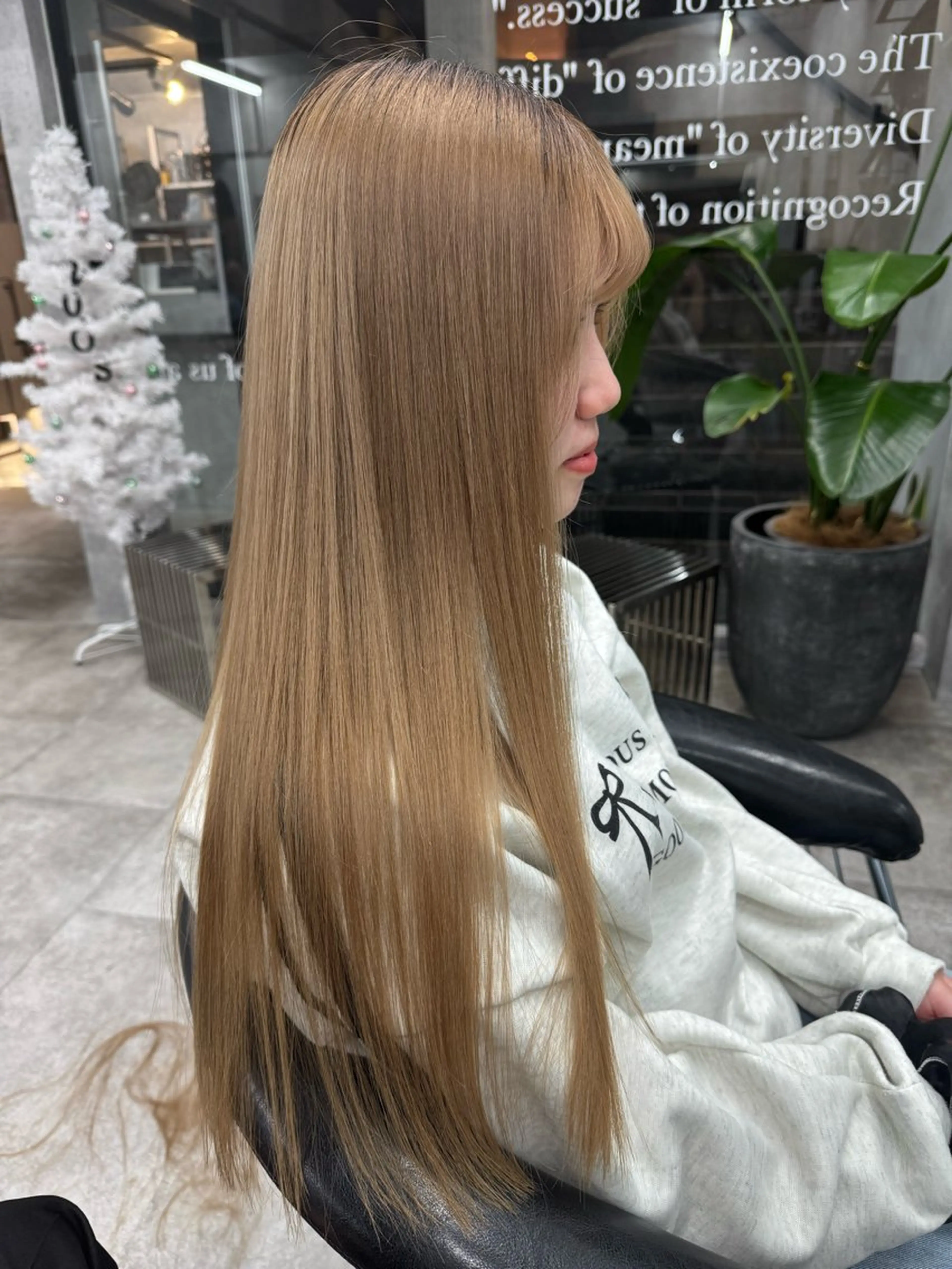 ロング カラー あなたのお悩み改善" You"💚❤️💛のヘアスタイル