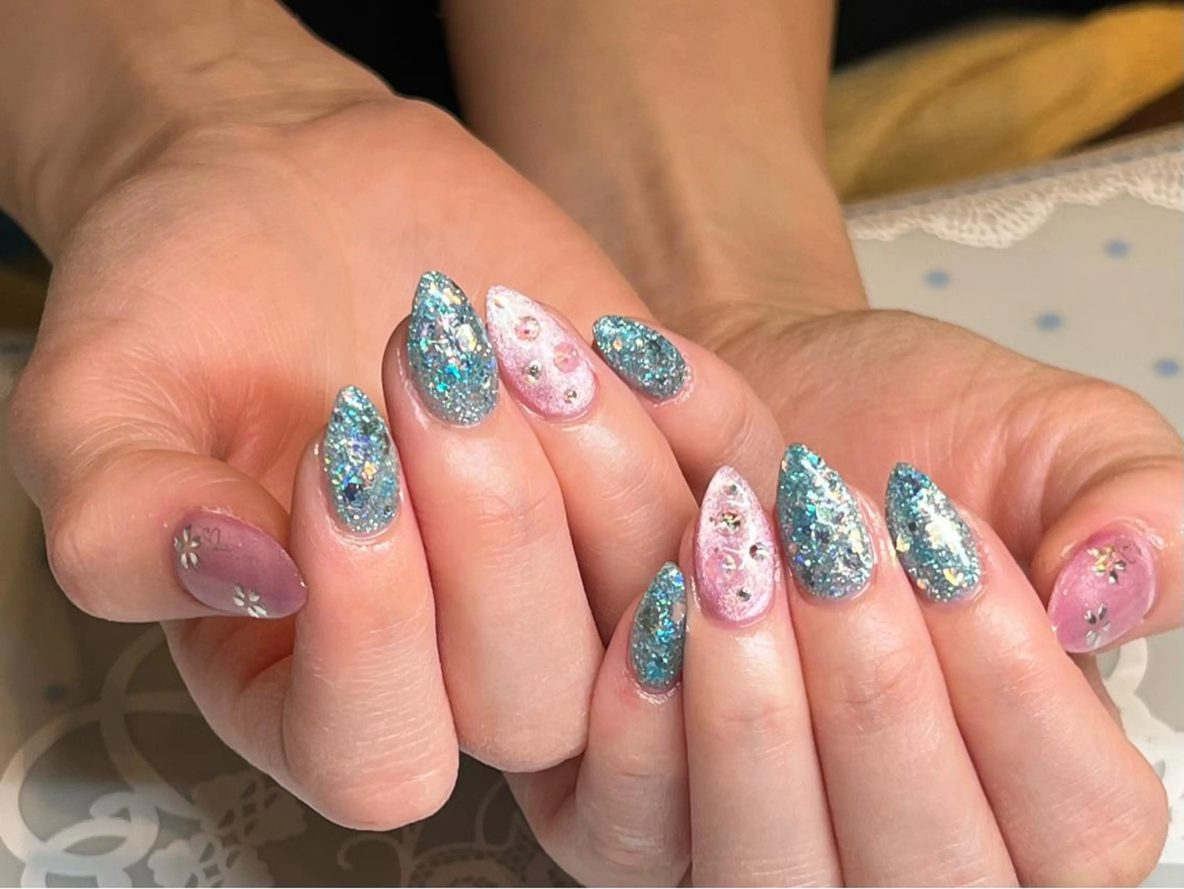 ショート カラー ネイル アートネイル オフィスネイル ワンカラーネイル ショートネイル ネイルサロン リリーブランシュ所属・森 瑞紀のネイルデザイン